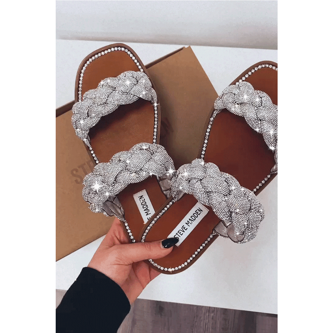 NEWBIE RHINESTONES - SM REBOOTED - Image 5