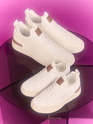 KIDS' OASYS AND MEN'S DACK WHITE SNEAKER BUNDLE