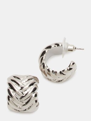 WOVEN HUGGIE EARRINGS SILVER