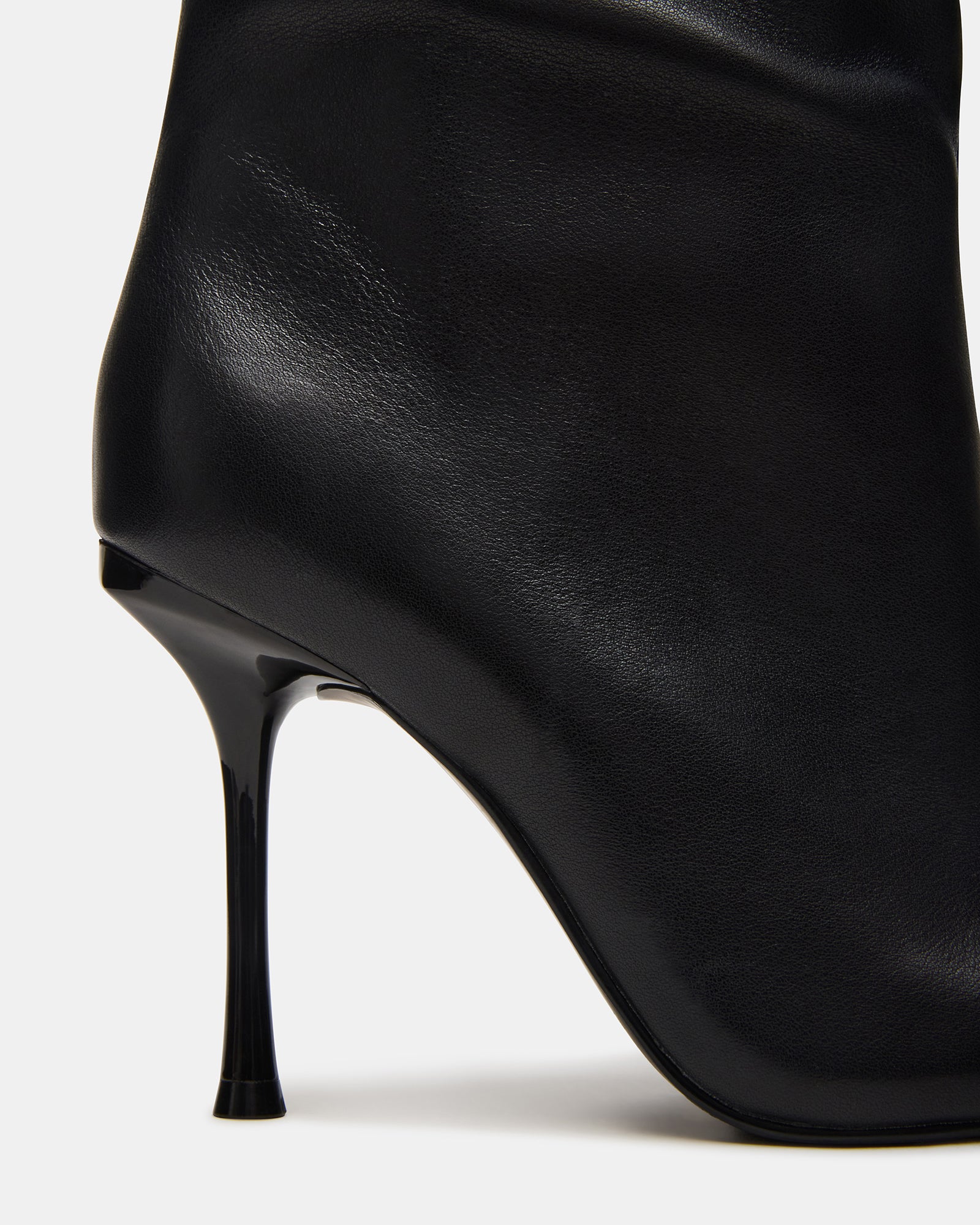 ALLURING BLACK LEATHER - Image 3