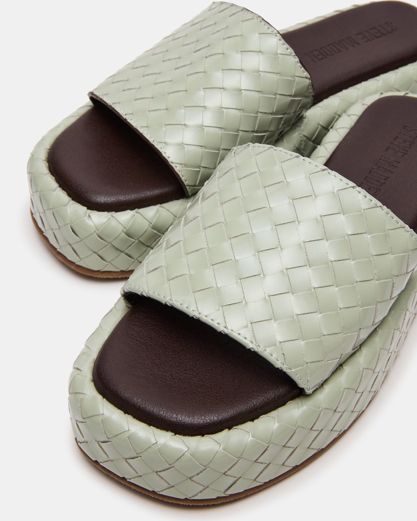 BEACHY QUILTED PISTACHIO - Image 3