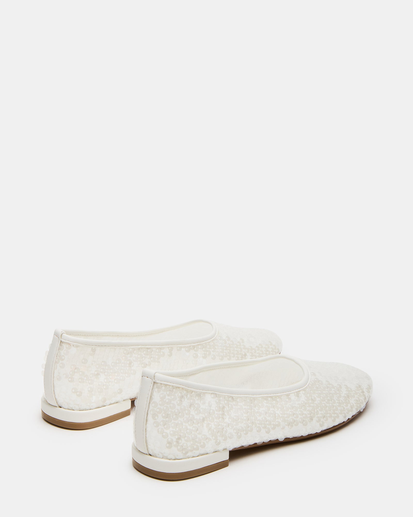 GARCELLE WHITE - Image 5