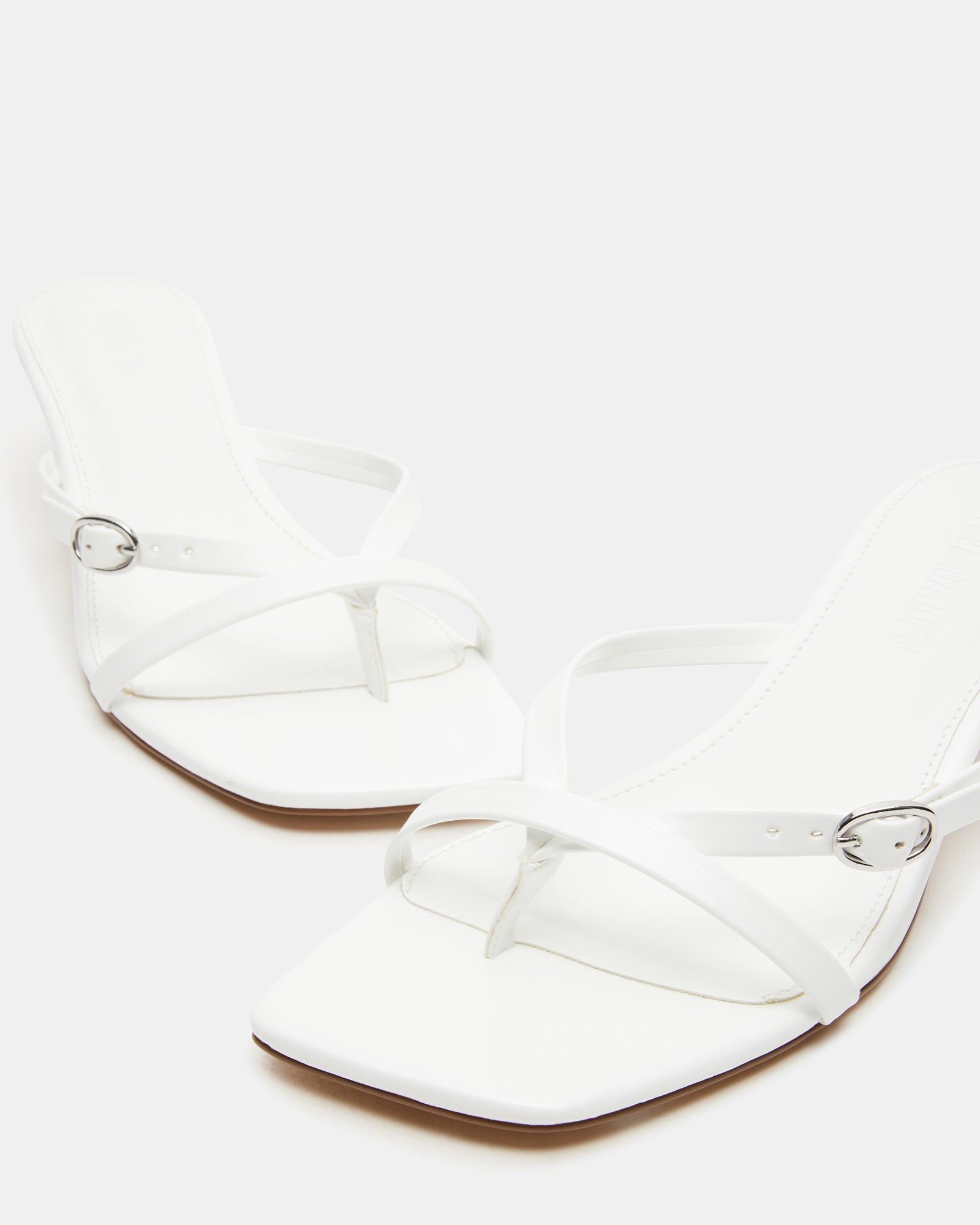 JANA WHITE - Image 3