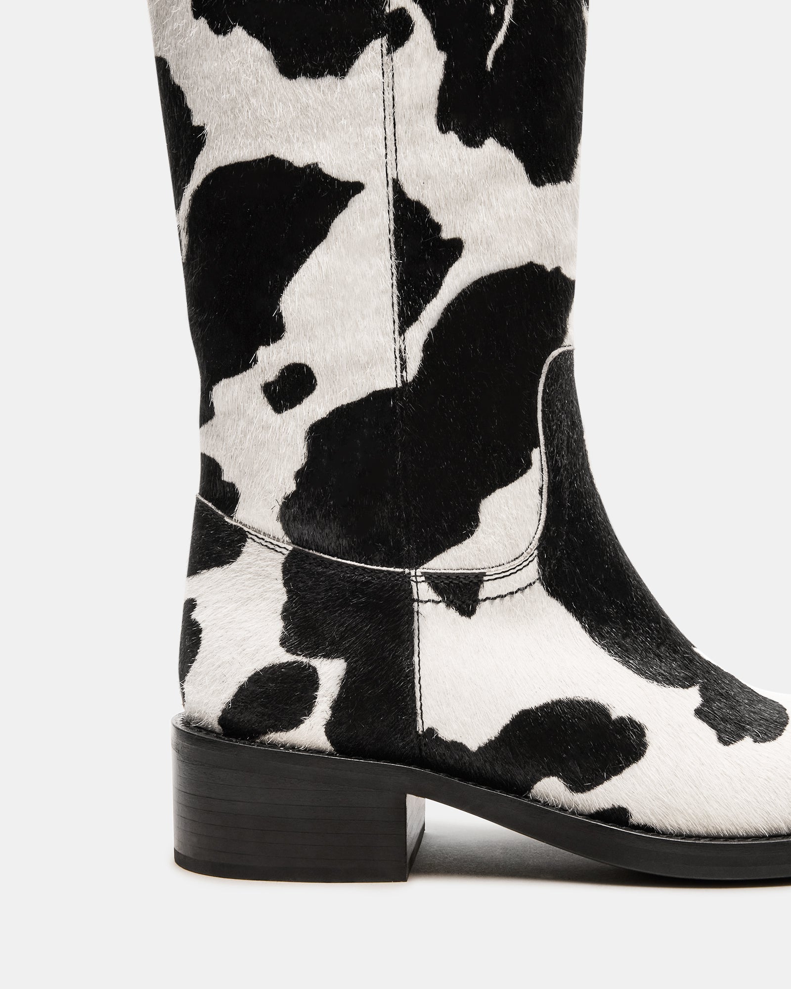 RIGGS BLACK COW PRINT - Image 4