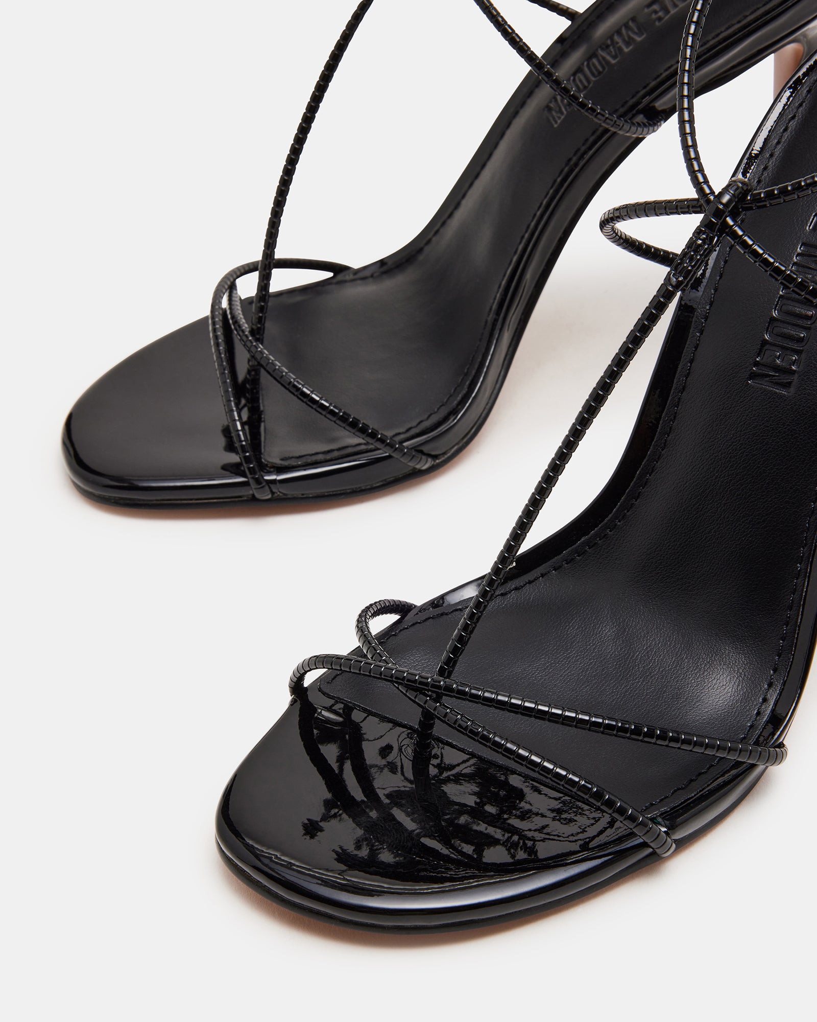 TEMPTATION BLACK - Image 3
