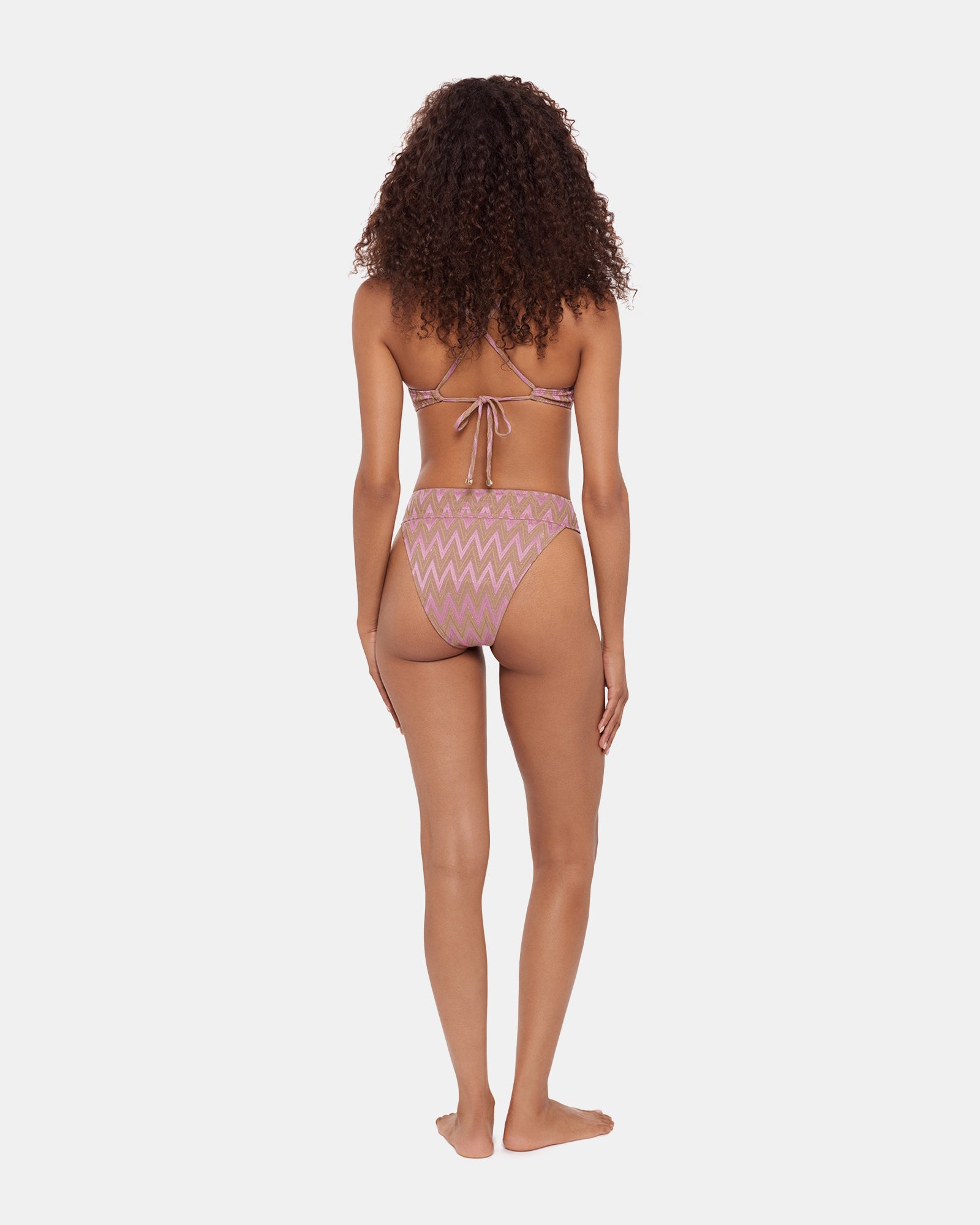 6109024S_ChevronShine_XBackDemiUnderwire_ORD_6109025S_BandeHighLegHighWaist_ChevronShine_ORD_B.jpg