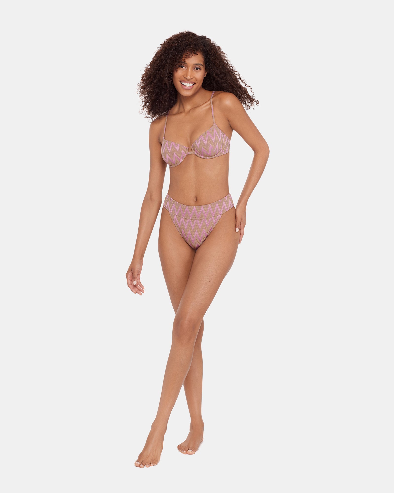 6109024S_ChevronShine_XBackDemiUnderwire_ORD_6109025S_BandeHighLegHighWaist_ChevronShine_ORD_F.jpg