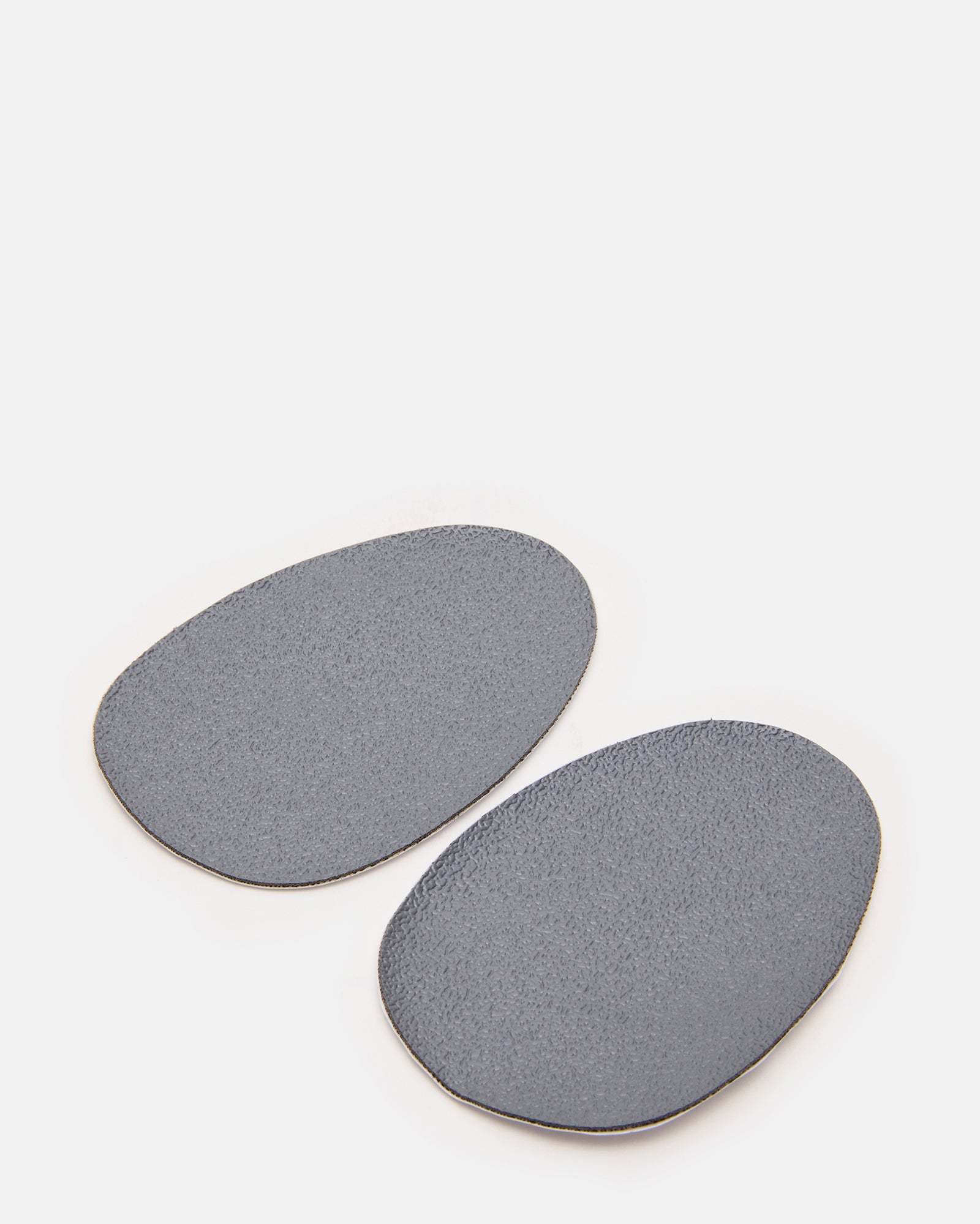 STEVEMADDEN_ACCESSORIES_SAFESTEPS_MULIT_02.jpg