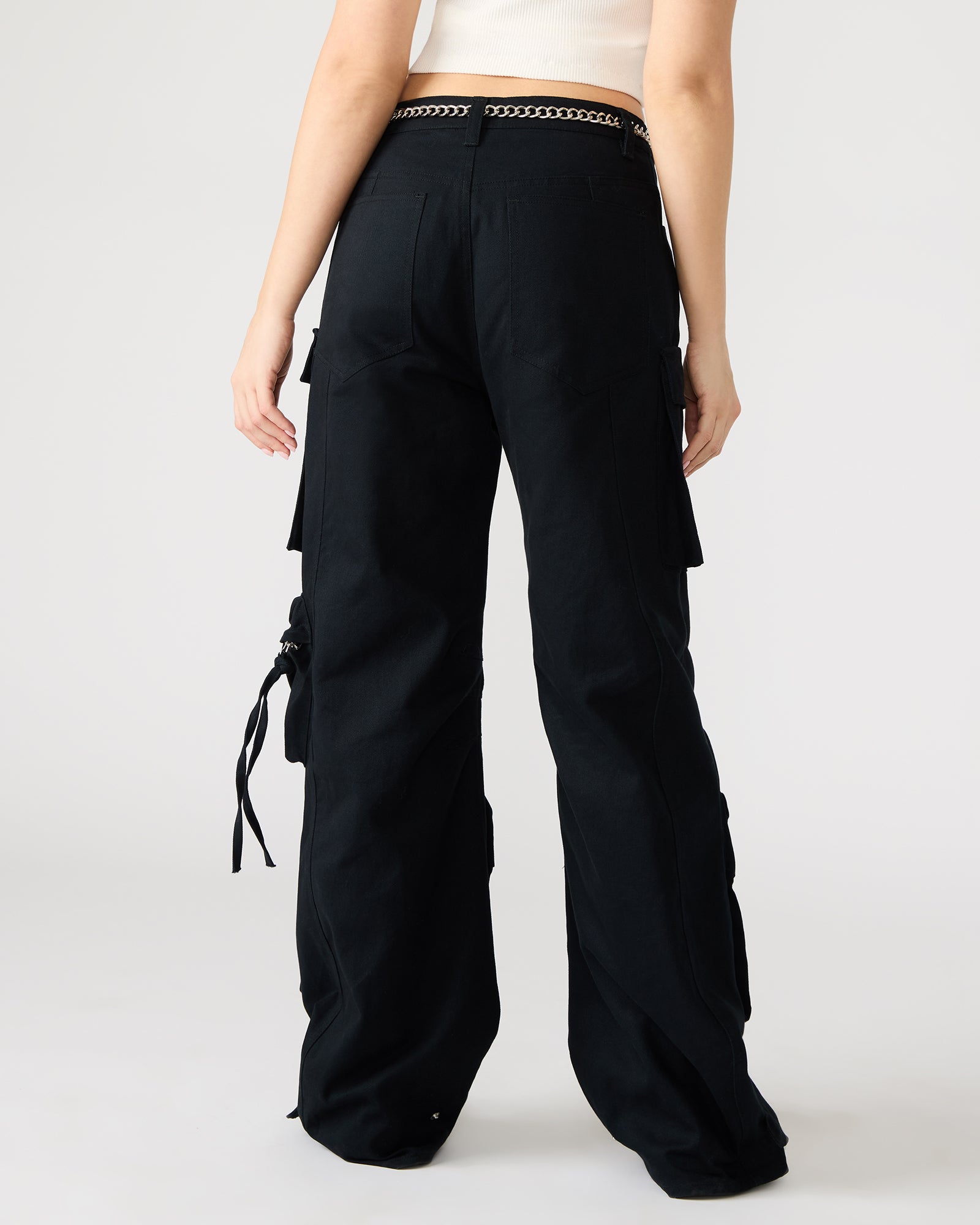 STEVEMADDEN_APPAREL_BN303733_BLACK_12543.jpg