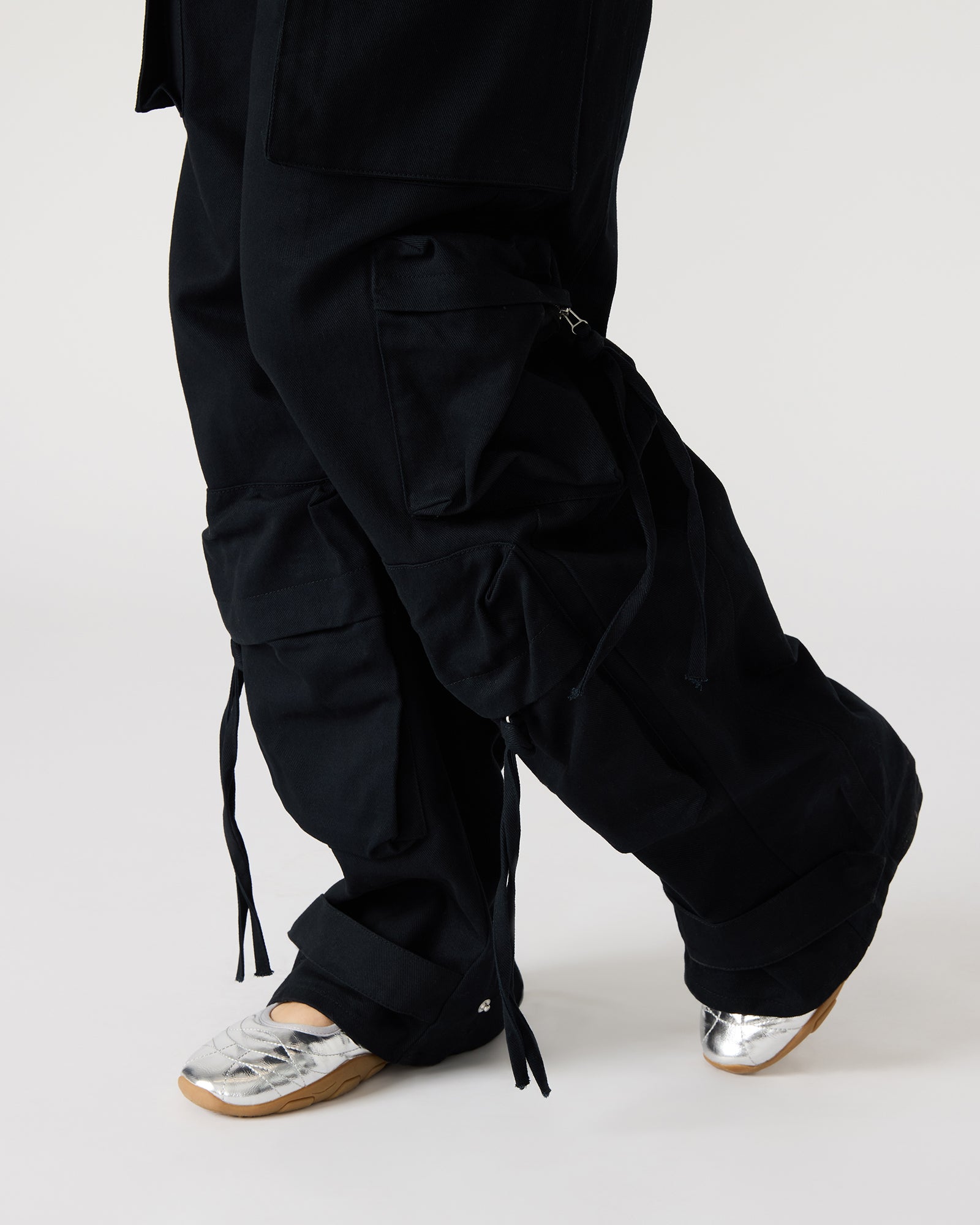 STEVEMADDEN_APPAREL_BN303733_BLACK_12545.jpg