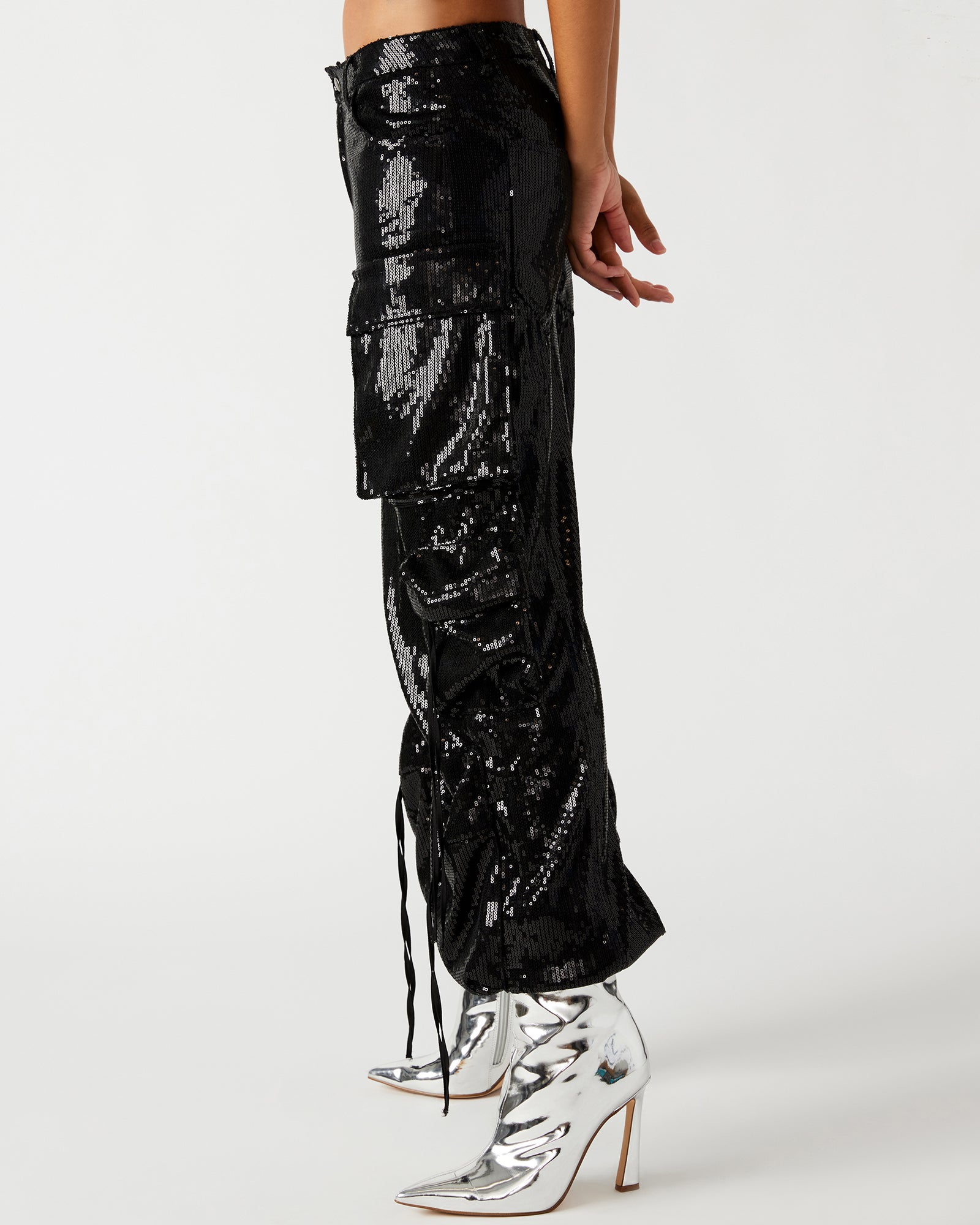 STEVEMADDEN_APPAREL_BN403761_BLACK_2583.jpg