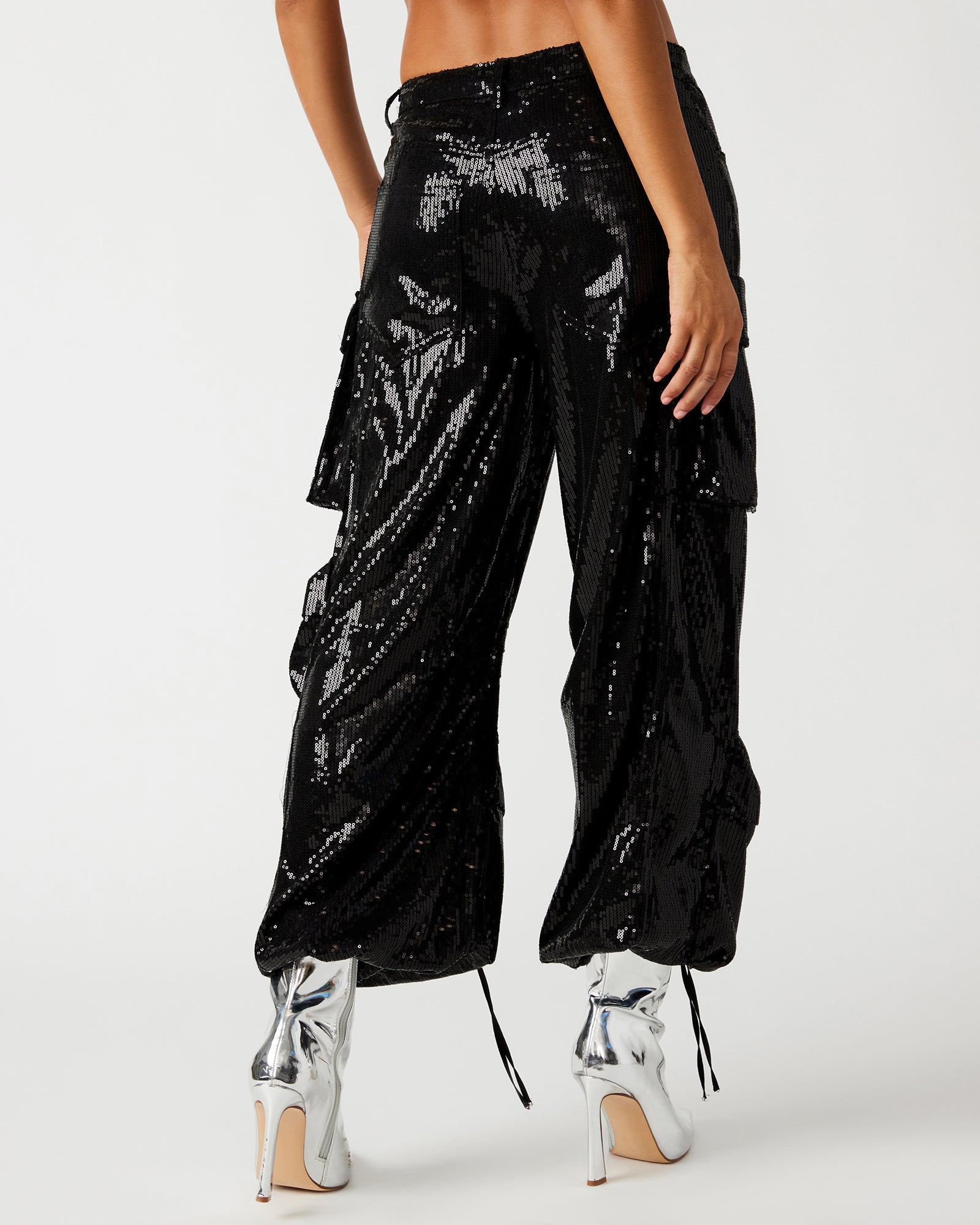 STEVEMADDEN_APPAREL_BN403761_BLACK_2594.jpg