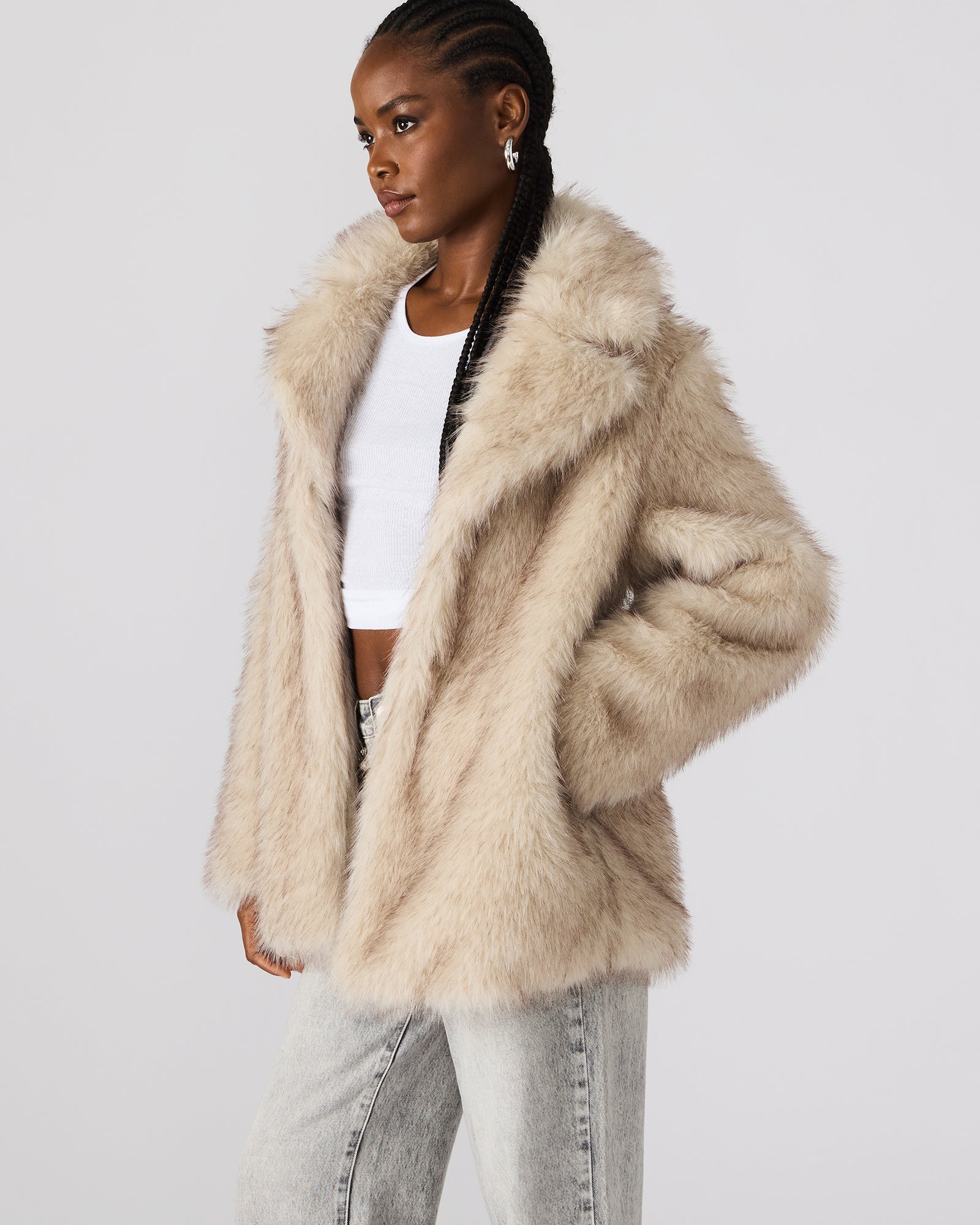 STEVEMADDEN_APPAREL_BP300872_NATURAL_1599_a9351b0f-34e6-4b78-8584-8487a720f9ac.jpg