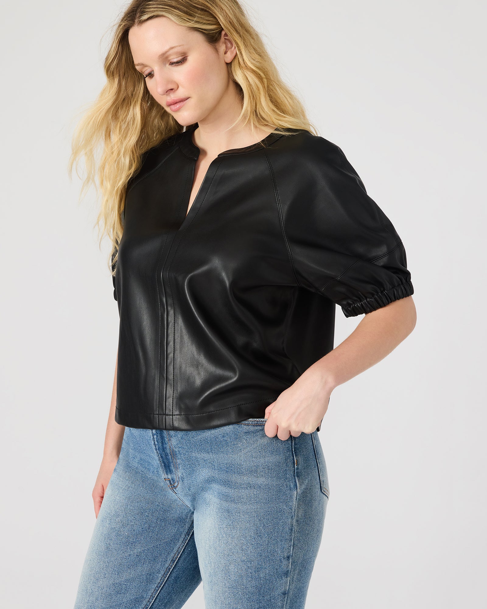 STEVEMADDEN_APPAREL_BP304708_BLACK_23961.jpg