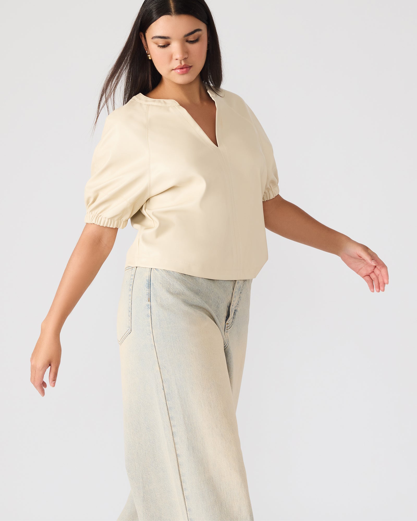 STEVEMADDEN_APPAREL_BP304708_BONE_33423_06e1e8e9-eb5e-4c2a-b1bc-db4176ccdfa0.jpg
