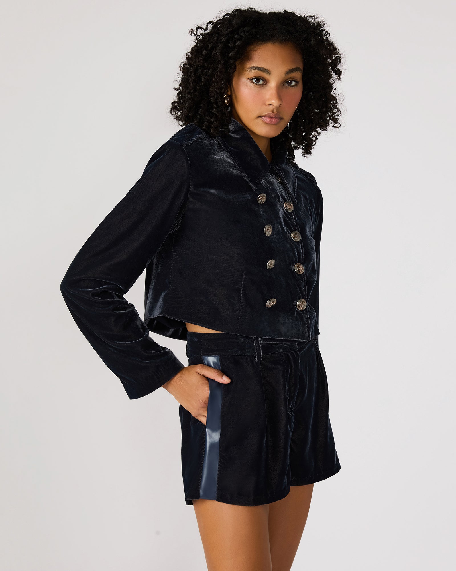 STEVEMADDEN_APPAREL_BP402015_INDIGO-HAZE_0203_HERO_173910be-f17c-47af-8fd9-54080ae2cc87.jpg