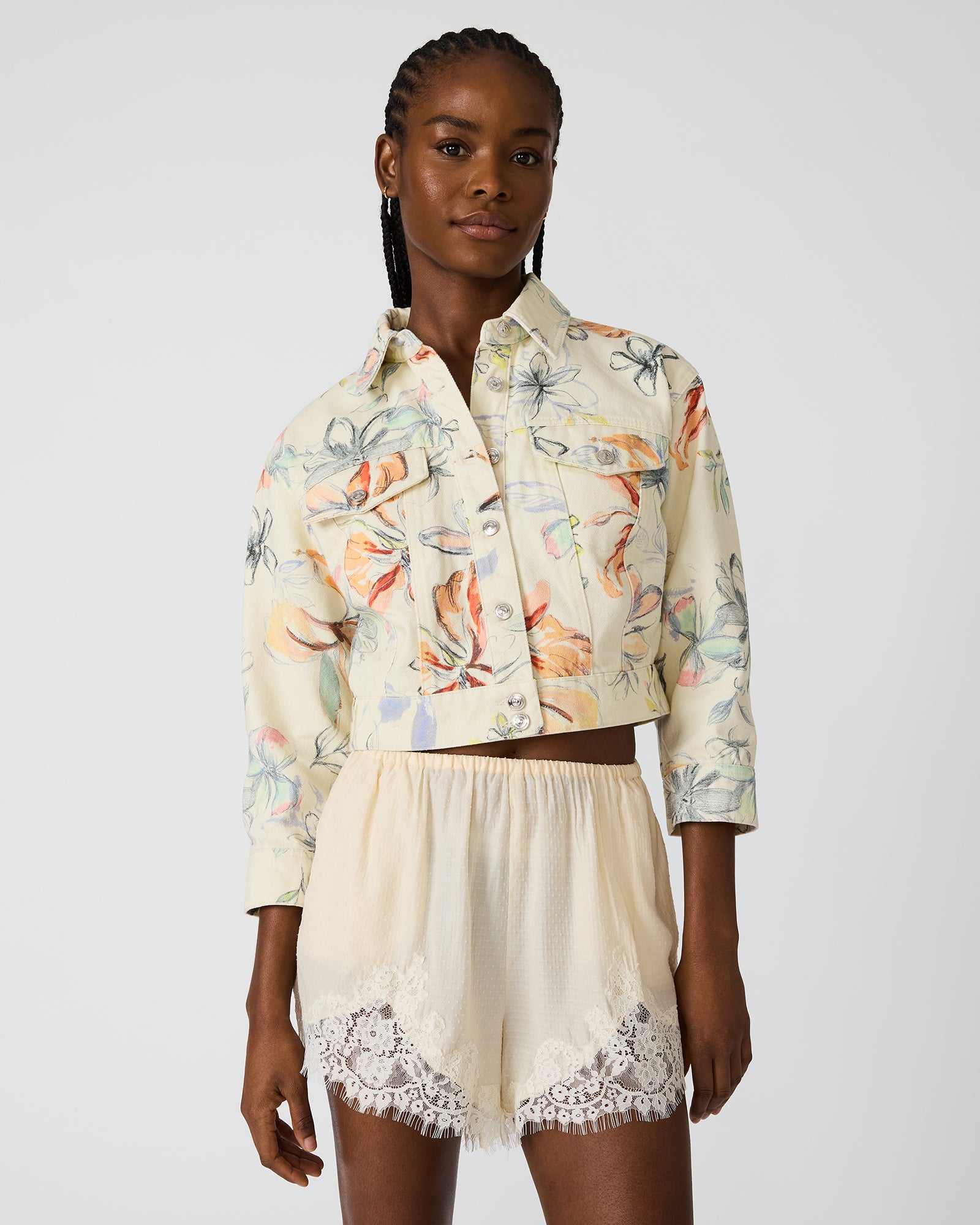 STEVEMADDEN_APPAREL_BP402084_NOTEBOOK-FLORAL_02_be073d1a-1c8e-4cdc-a2be-1f4f1e0ad403.jpg