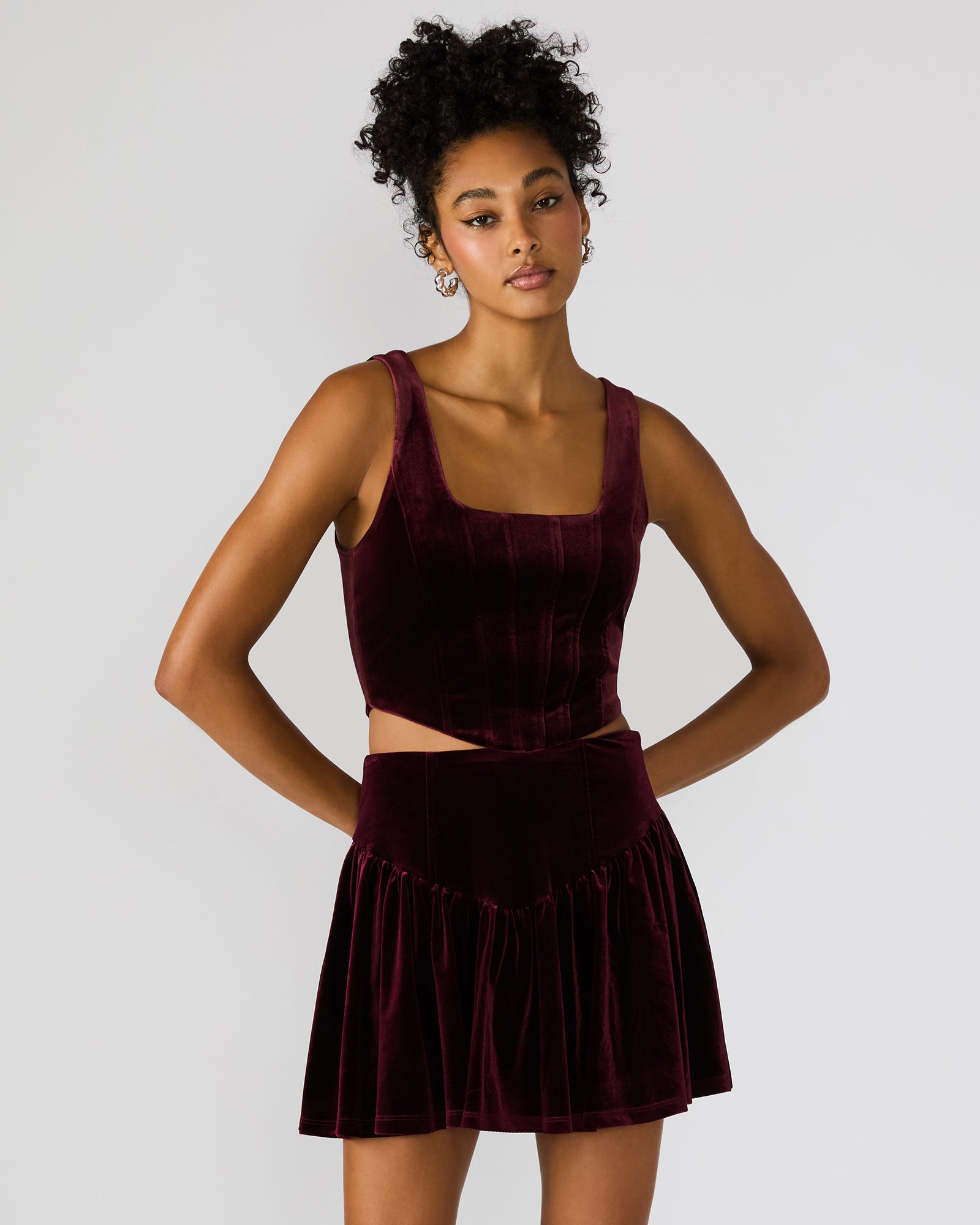 STEVEMADDEN_APPAREL_BP405674_WINE_34898_HERO.jpg