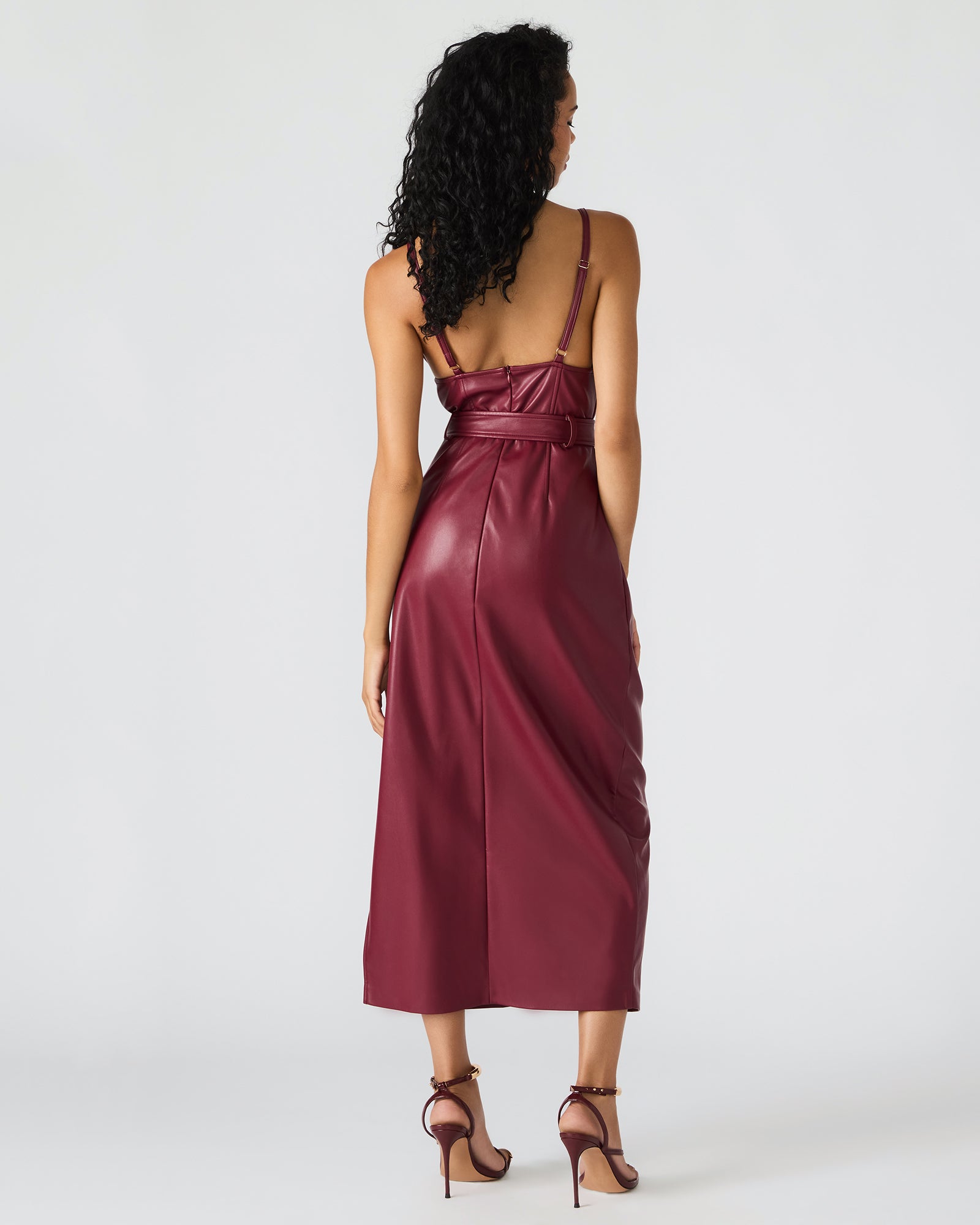 STEVEMADDEN_APPAREL_BP408474_CORDOVAN_3908.jpg