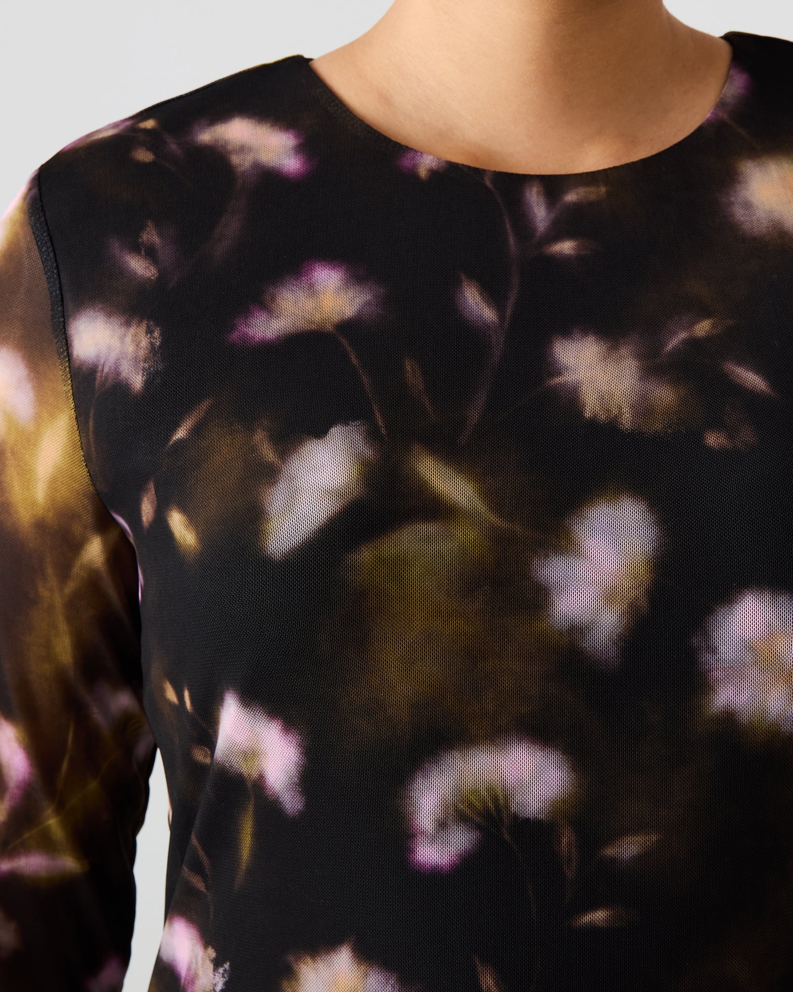 STEVEMADDEN_APPAREL_BP408478_WHISPER-FLORAL_06.jpg