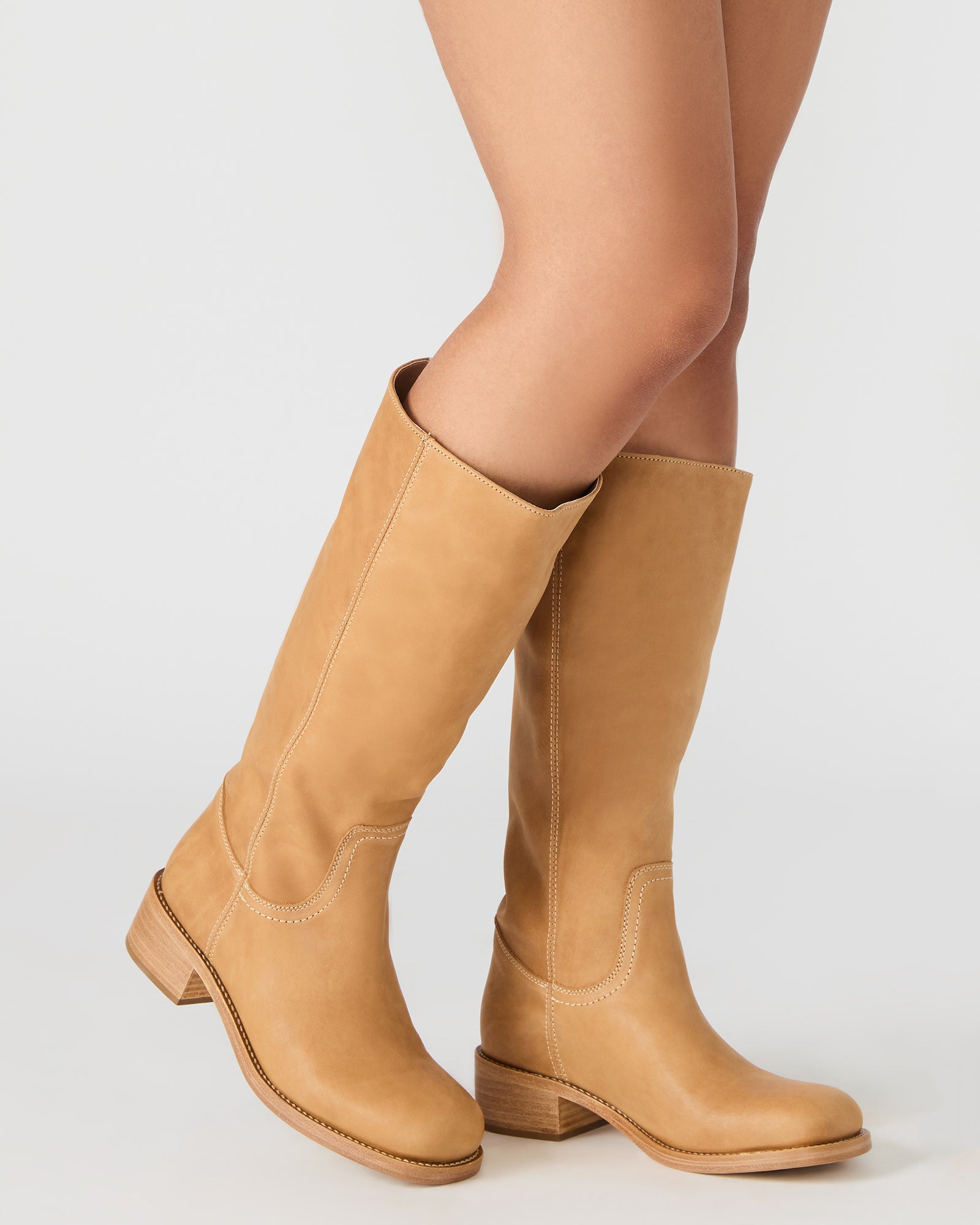 STEVEMADDEN_APPAREL_RIGGS-W_BANANA-LEATHER_33106.jpg