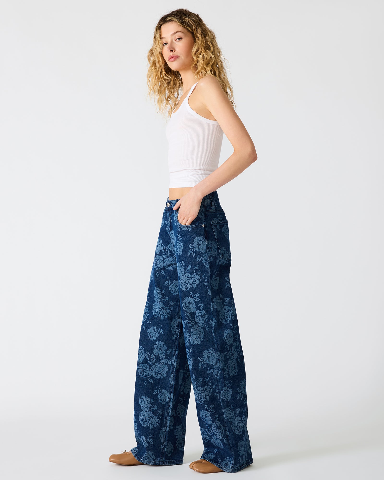 STEVEMADDEN_APPAREL_SA06137_ROSE-FROST_03_40acf5fb-4e4e-4c38-a921-91aa6e754bc8.jpg