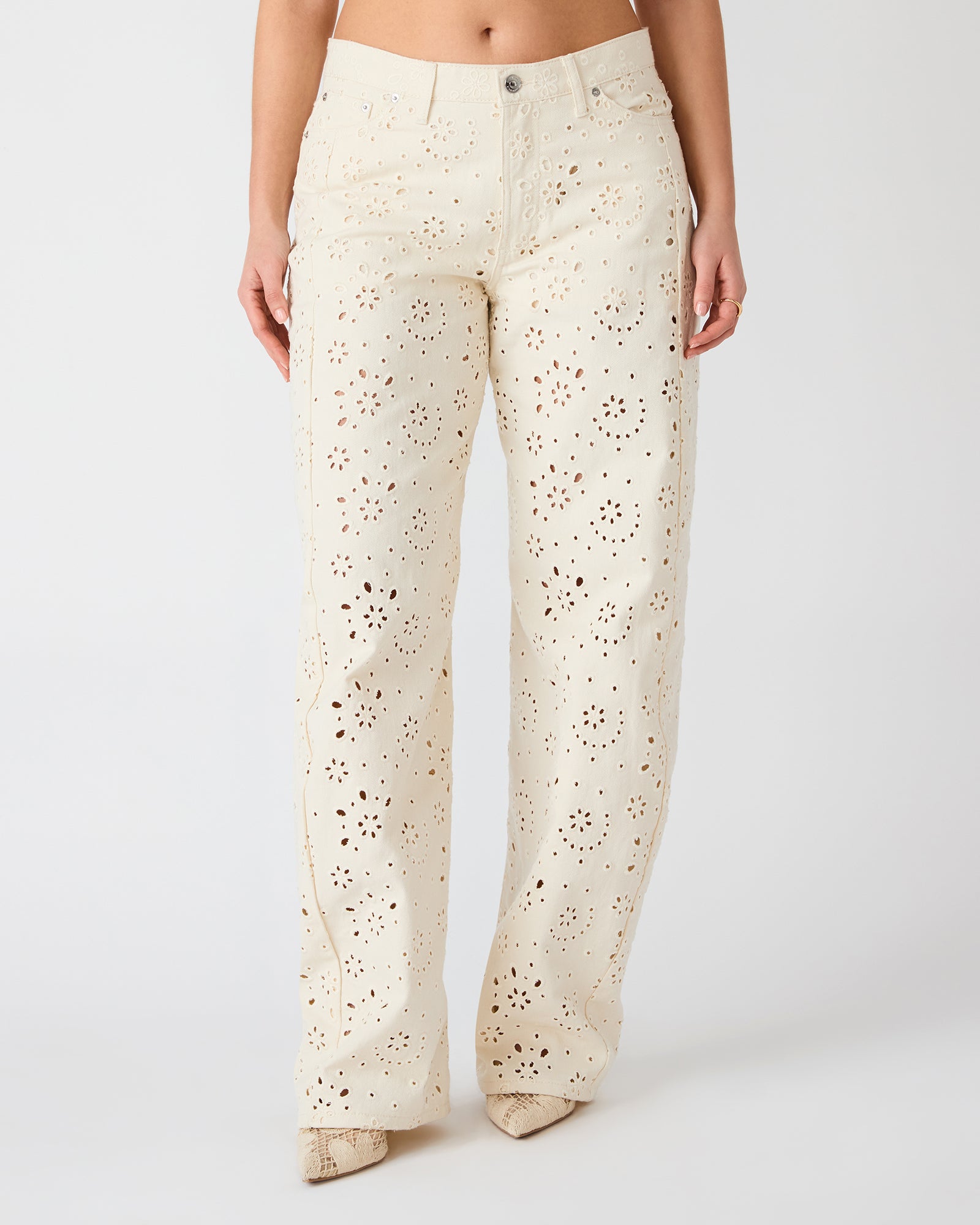 STEVEMADDEN_APPAREL_SA06365_SEA-MIST_04_356092f6-8613-4228-a46b-7971316d8cad.jpg