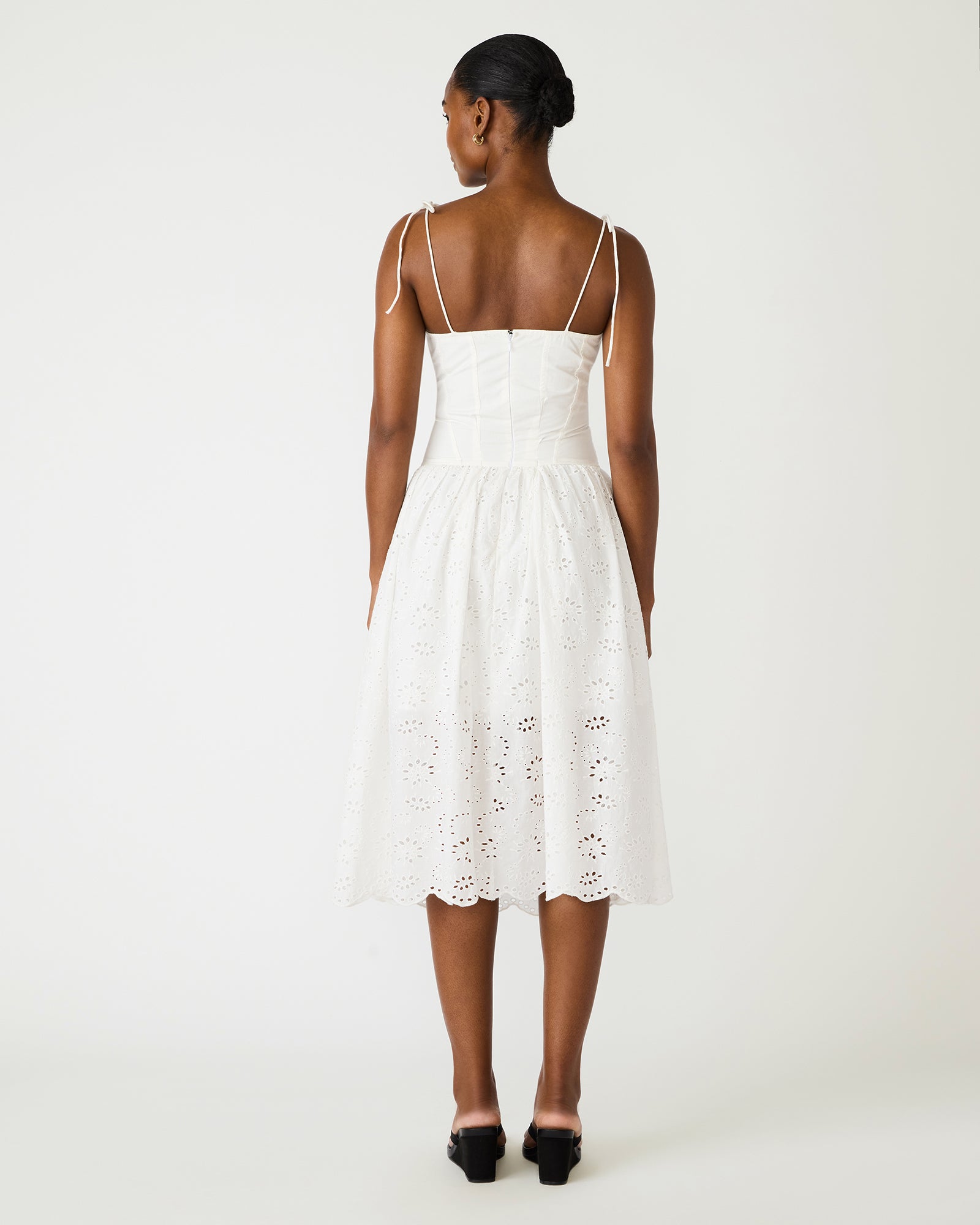 STEVEMADDEN_APPAREL_SA14408_WHITE_03_40b5e49b-3fce-4a93-a05b-2068646d516e.jpg
