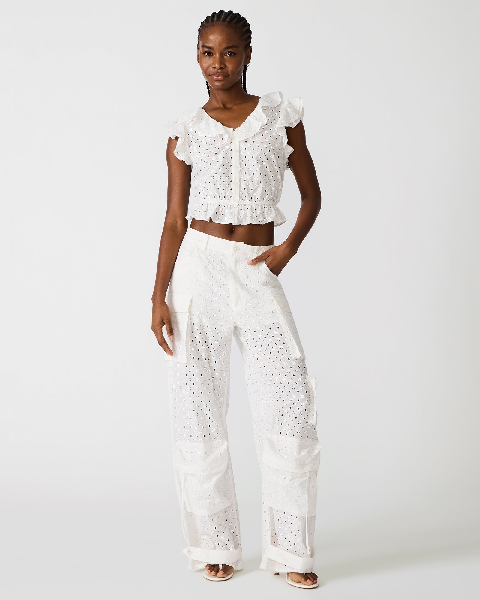 STEVEMADDEN_APPAREL_SB09273_WHITE_01.jpg