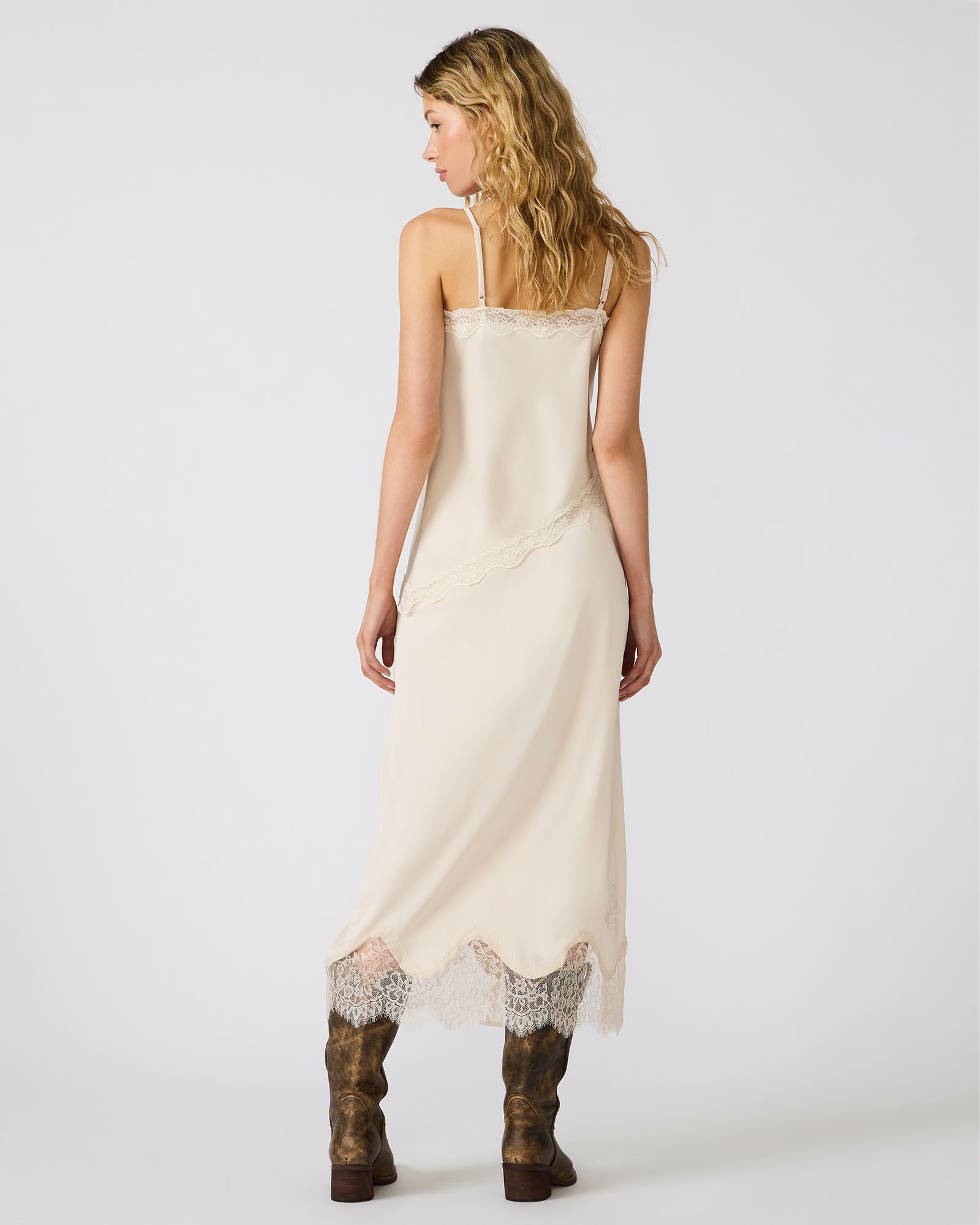 STEVEMADDEN_APPAREL_SB17375_IVORY_05.jpg