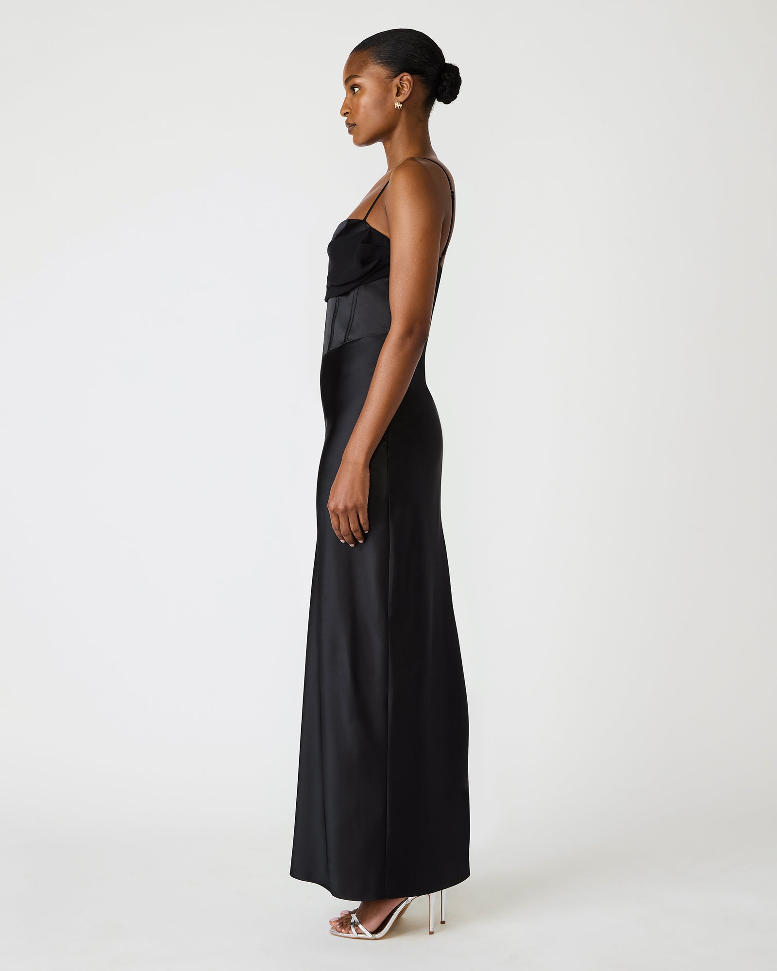 STEVEMADDEN_APPAREL_XA14003_BLACK_02.jpg