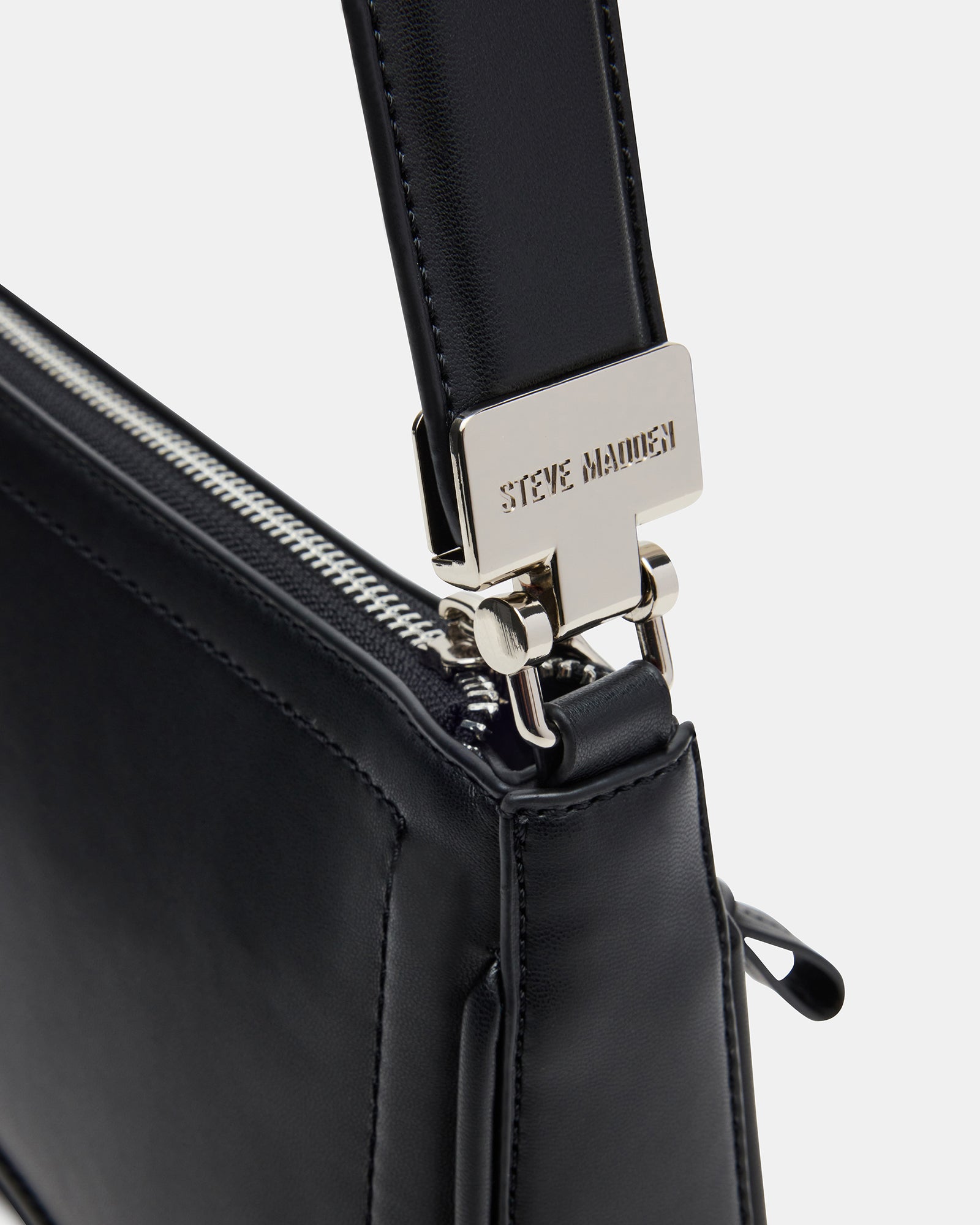STEVEMADDEN_HANDBAGS_BANGEL_BLACK_04.jpg