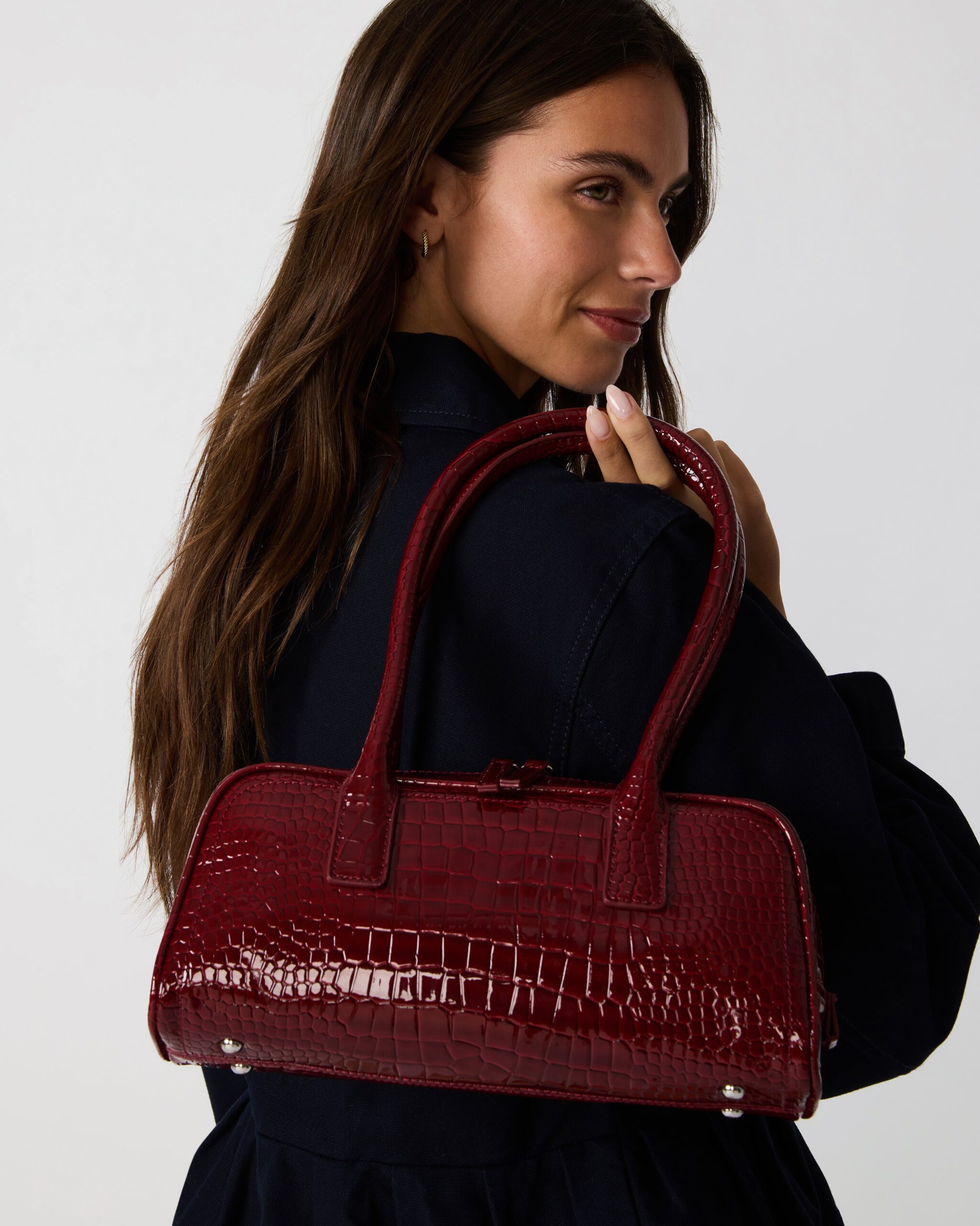 STEVEMADDEN_HANDBAGS_BANISE_RED-CROCO_1948_24c1810b-8e01-49f2-9fc4-f8c0bd1c1aed.jpg