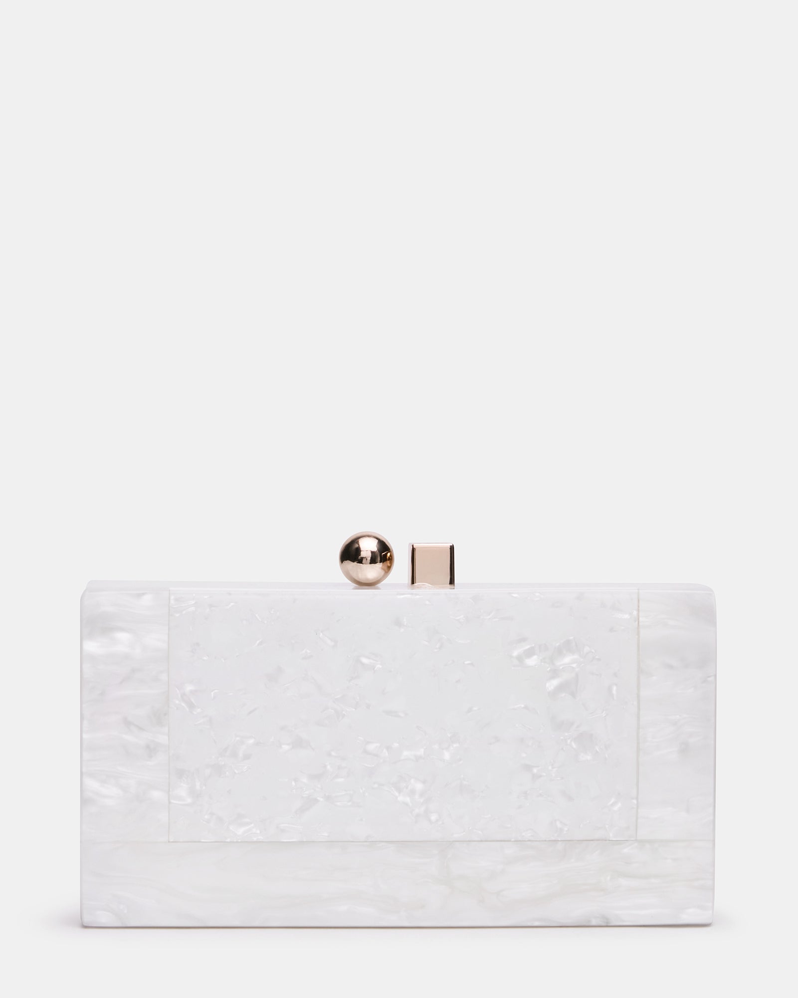 STEVEMADDEN_HANDBAGS_BCAMILAA_WHITE_01_578c6768-bb71-460c-9318-928c091373d0.jpg