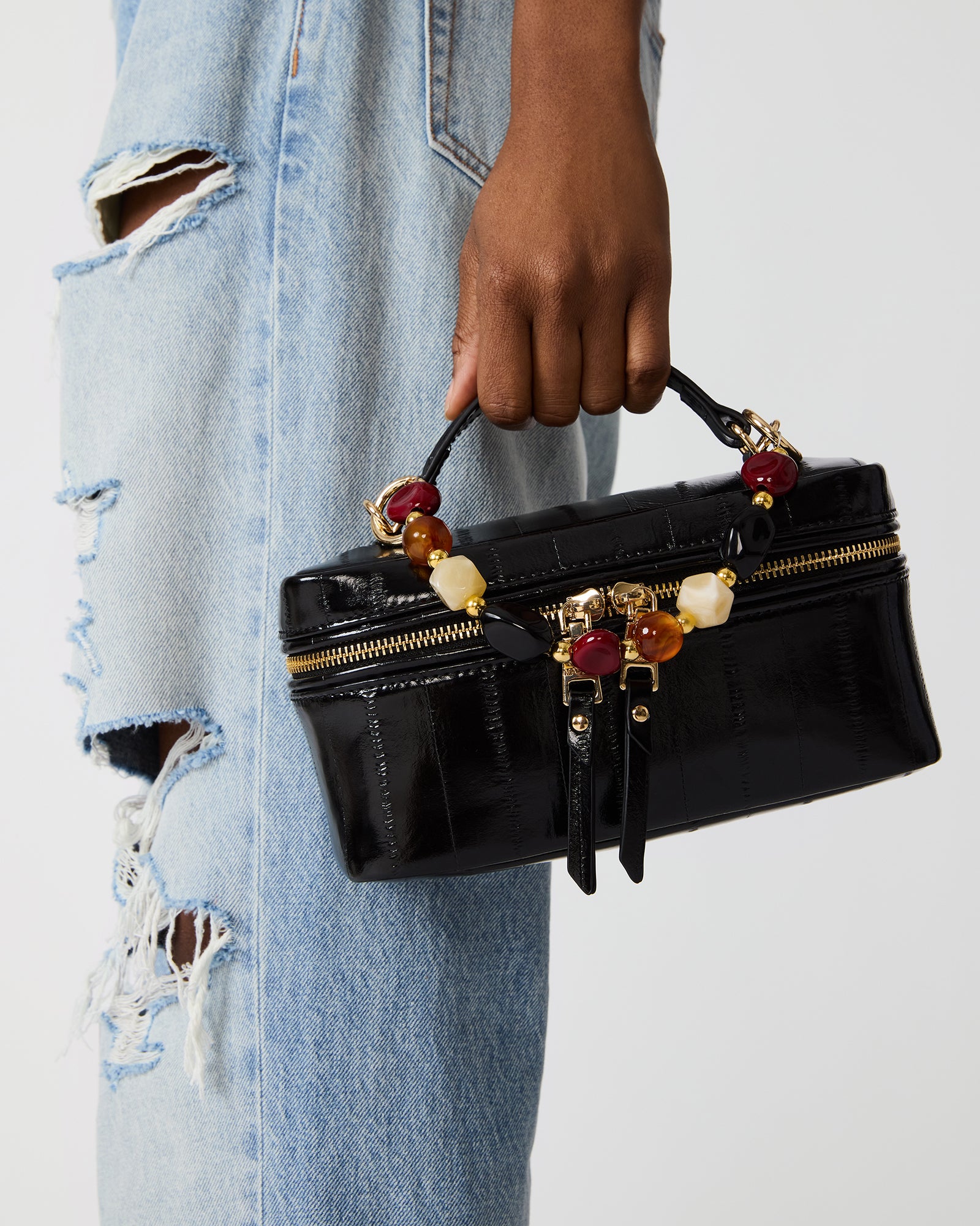 STEVEMADDEN_HANDBAGS_BHERRA_BLACK-EEL_2047.jpg