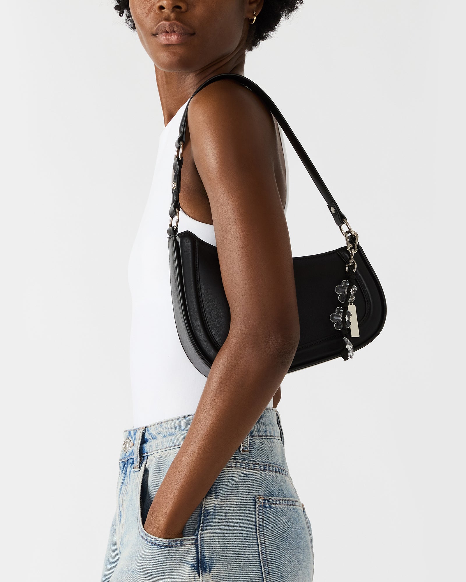 STEVEMADDEN_HANDBAGS_BMUSEE_BLACK_0543.jpg