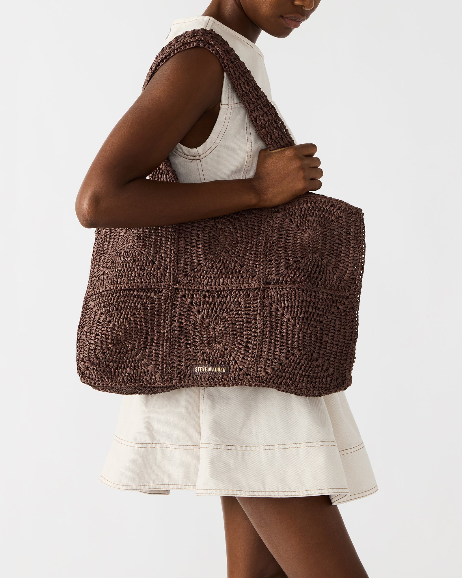 STEVEMADDEN_HANDBAGS_BSUNOVA_CHOCOLATE_0427.jpg