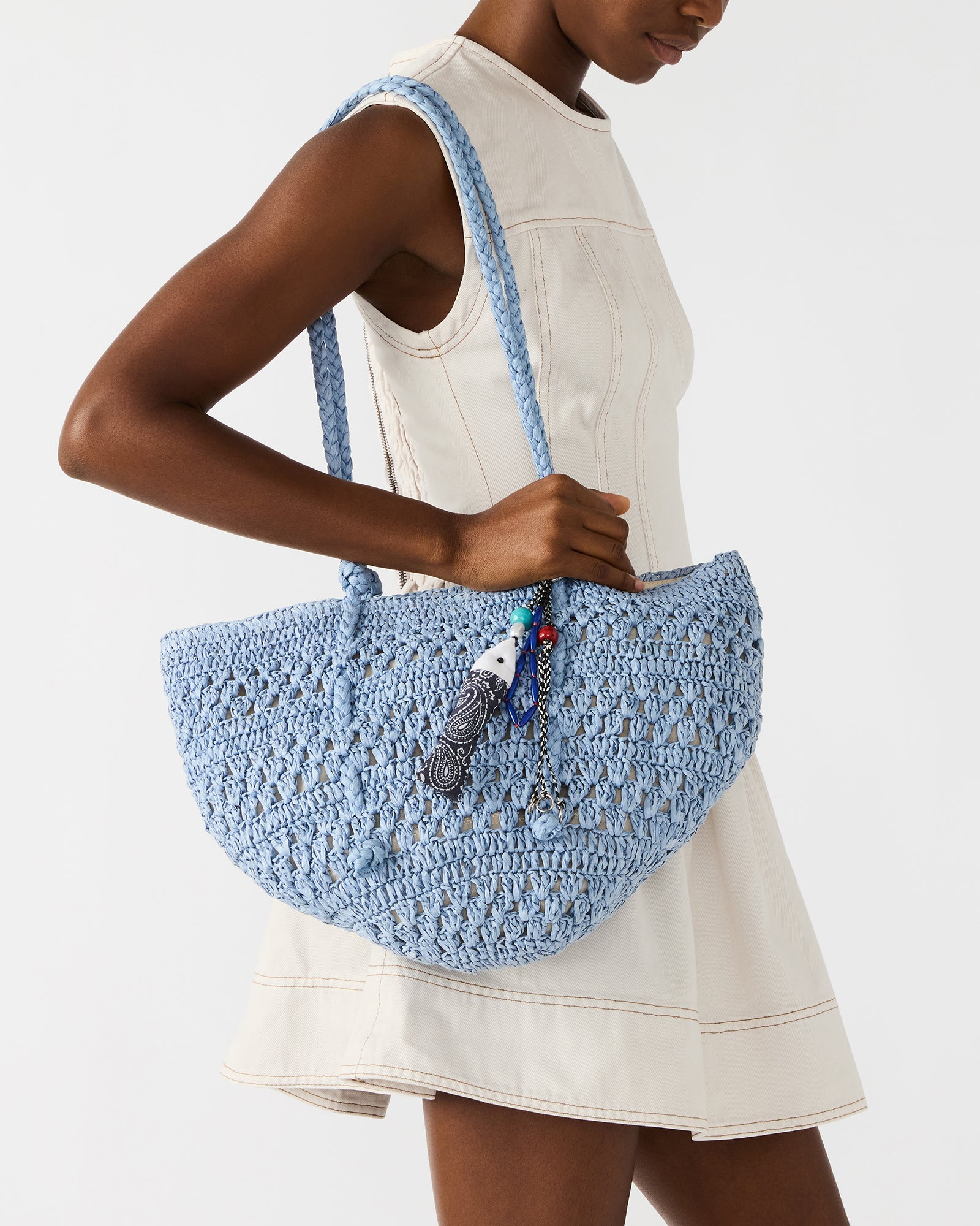 STEVEMADDEN_HANDBAGS_BTYDES_BLUE_0434_26f6be4e-f2e2-48f6-8c04-6e0c39cf364a.jpg