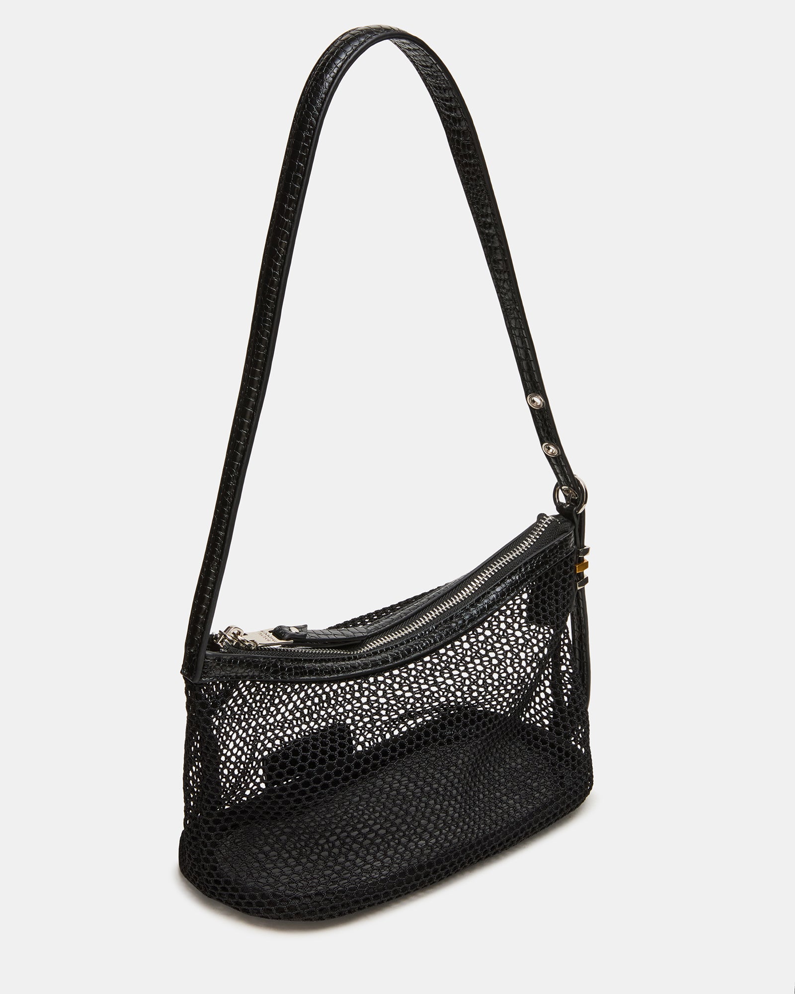 STEVEMADDEN_HANDBAGS_BVIXEN_BLACK_03_2ba4d5a1-dab8-46a3-a13e-ea8c1e351a2b.jpg