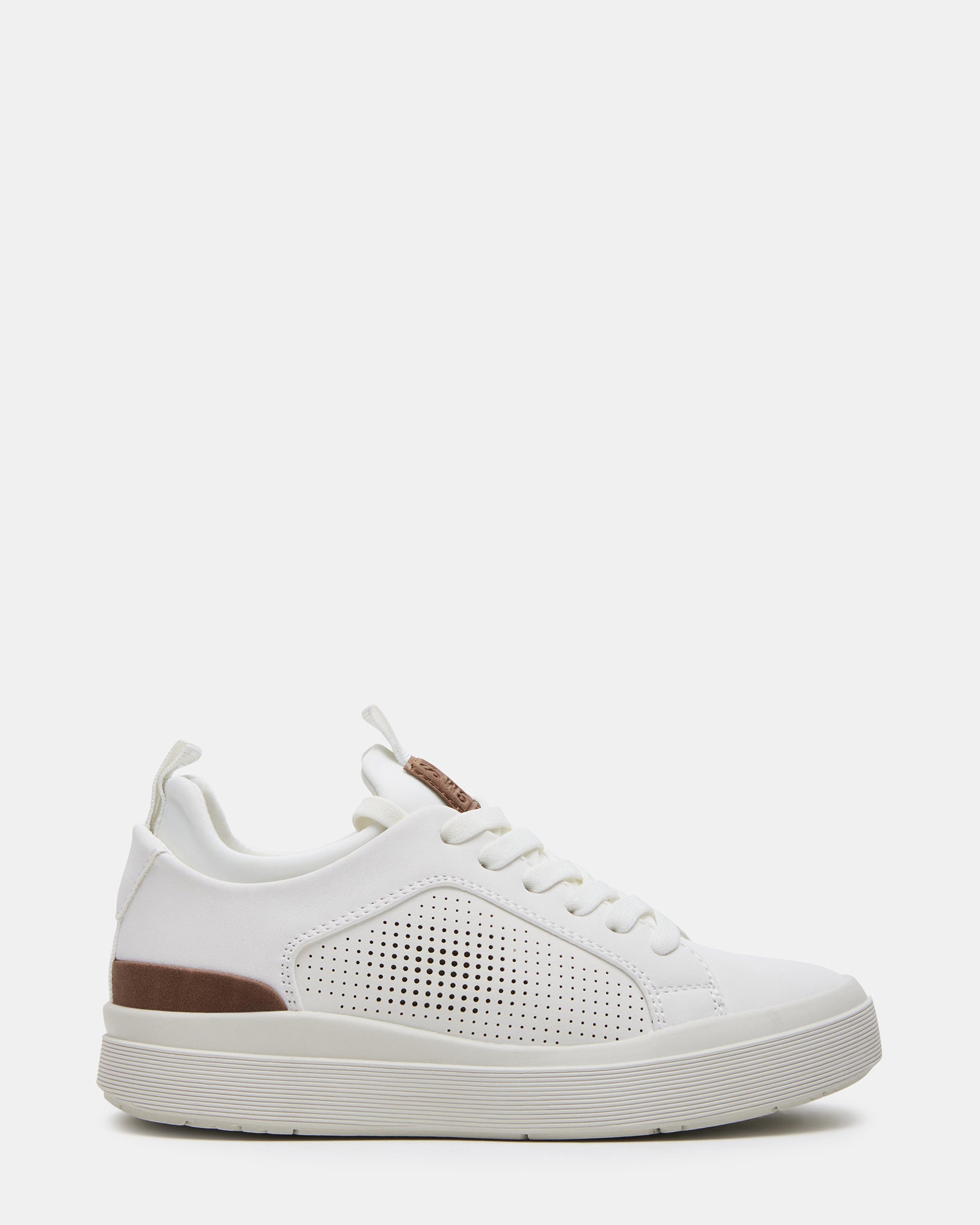 STEVEMADDEN_KIDS_BOASYS_WHITE.jpg
