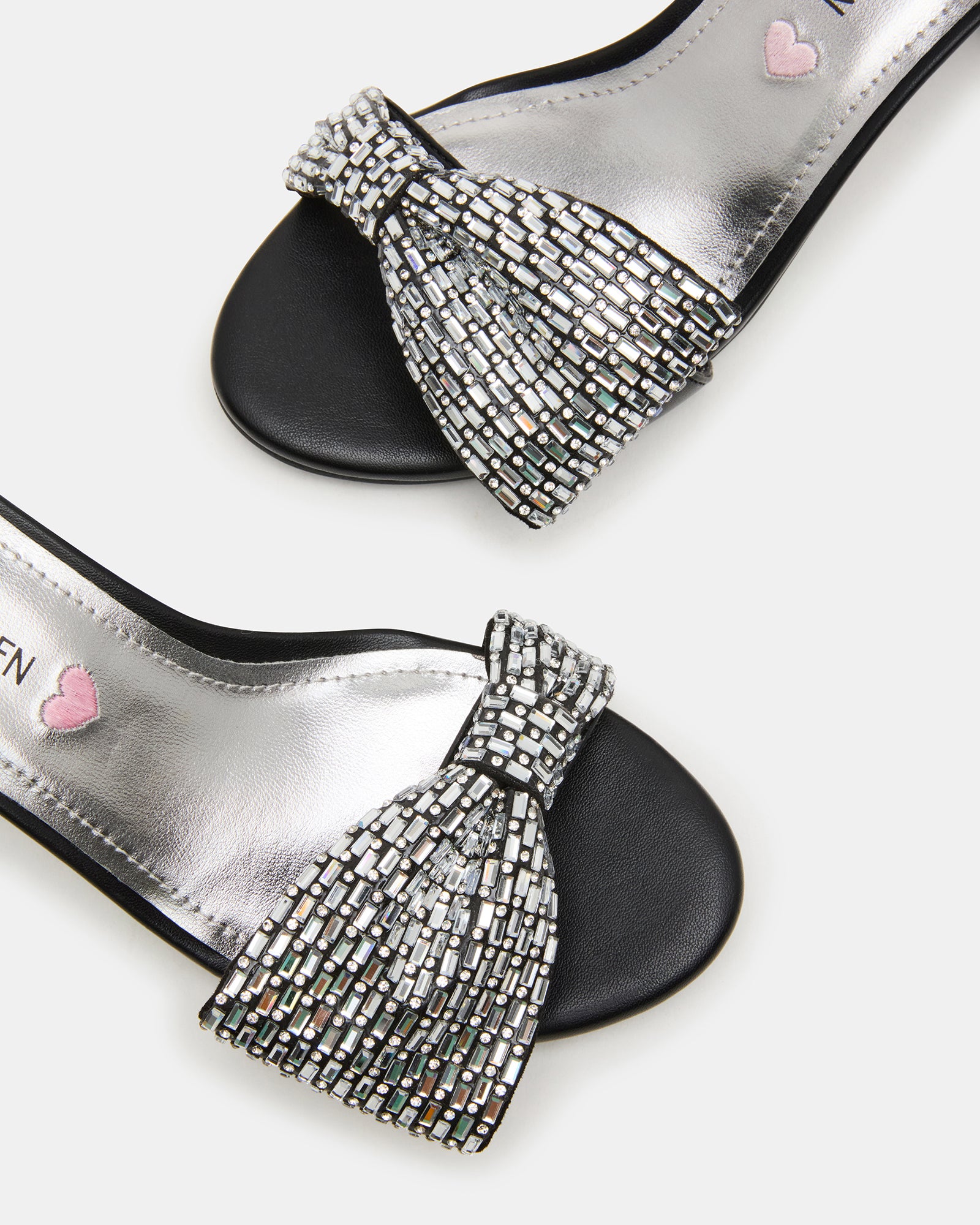 STEVEMADDEN_KIDS_JABIGAL_BLACK_03.jpg