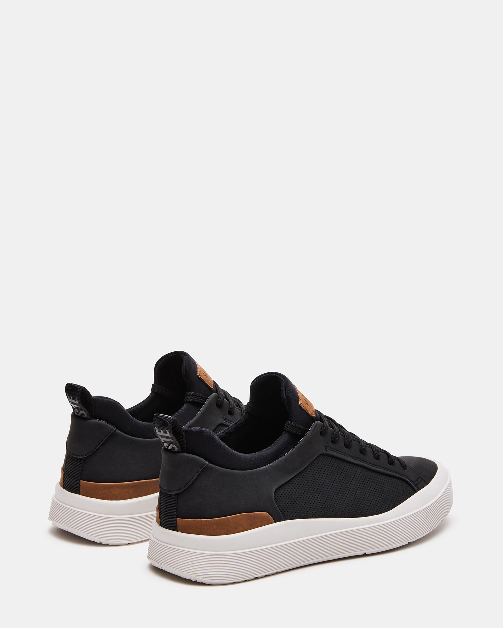 STEVEMADDEN_MENS_DACK_BLACK_02.jpg