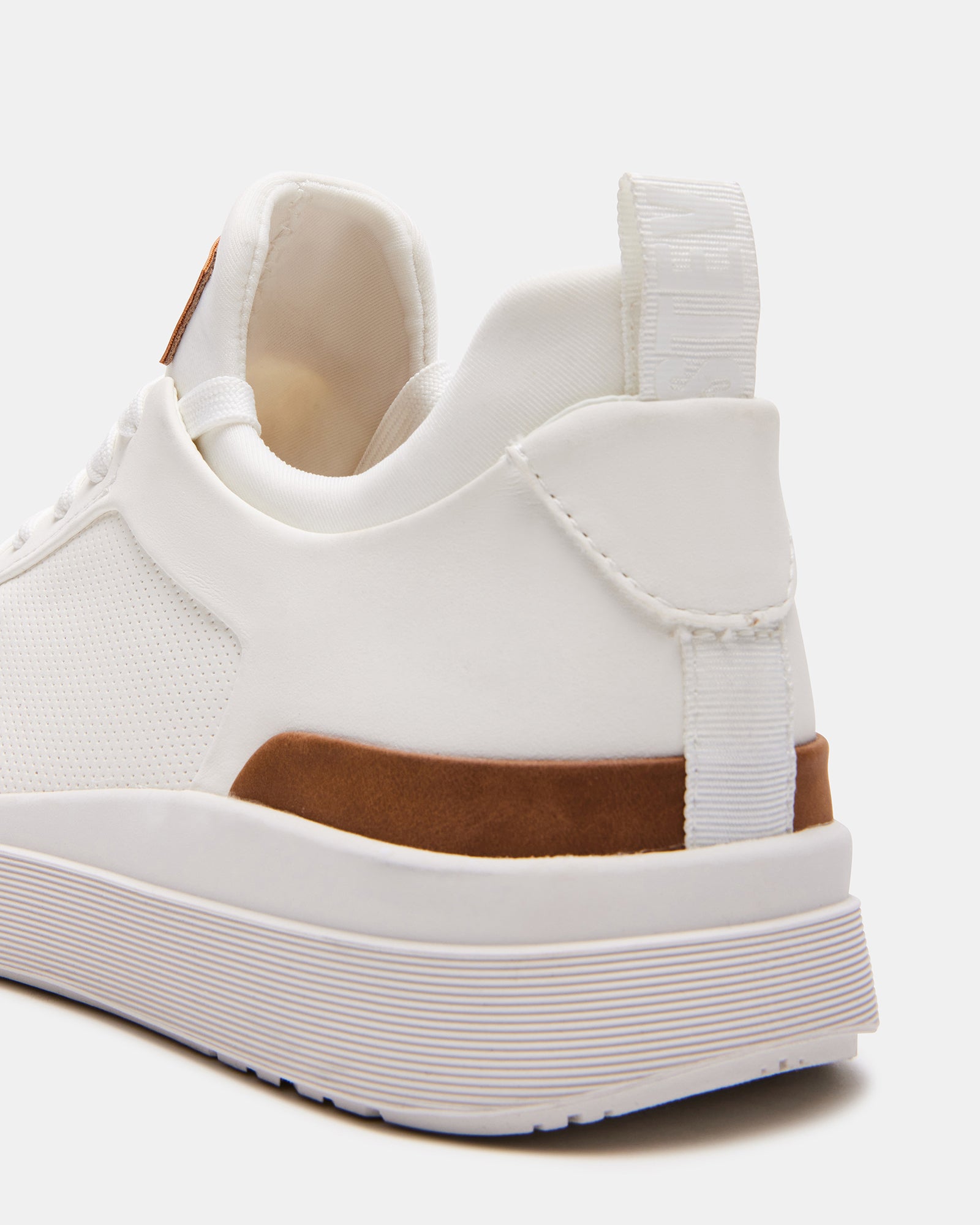 STEVEMADDEN_MENS_DACK_WHITE_04.jpg