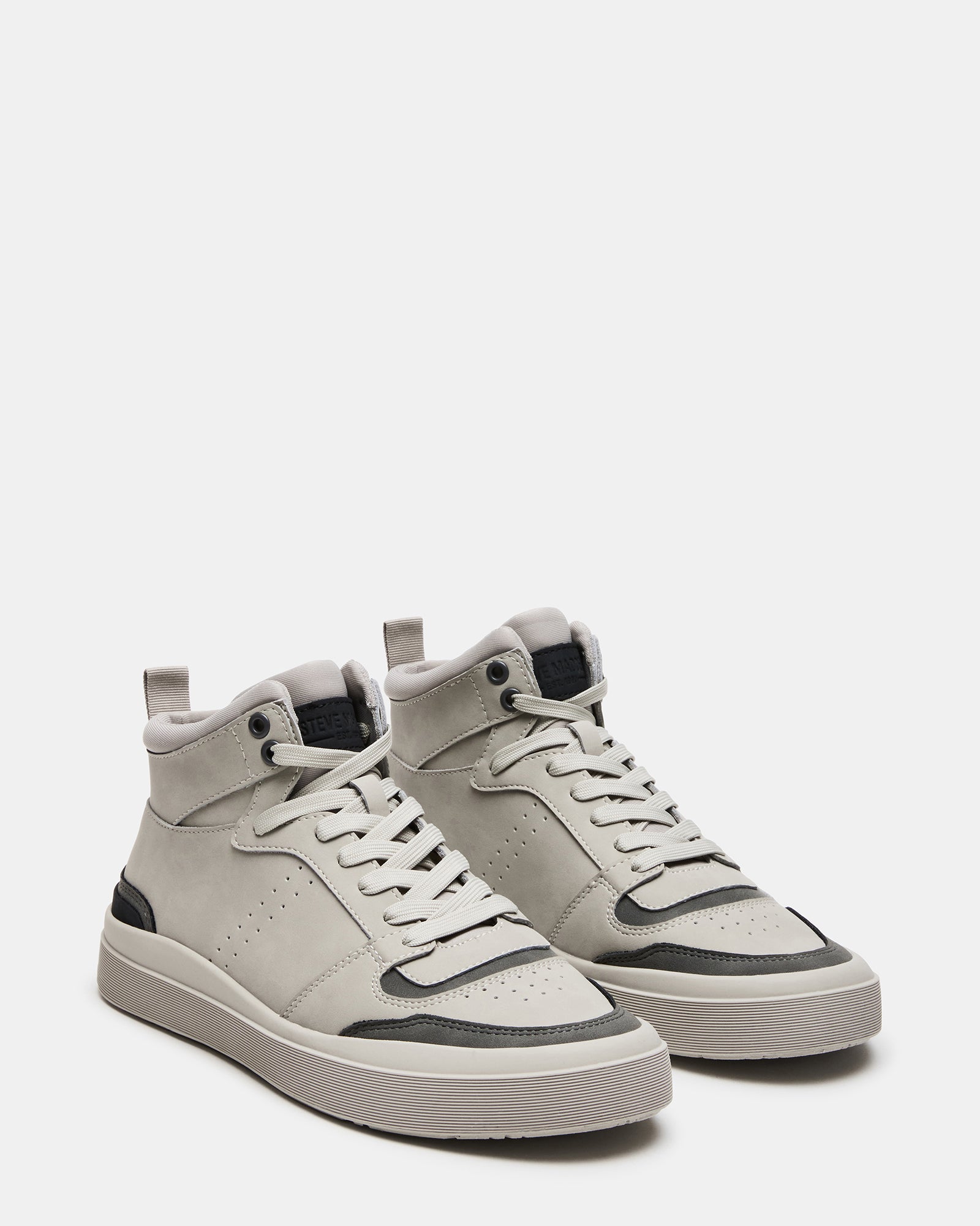 STEVEMADDEN_MENS_DERICK_LIGHT-GREY_01.jpg