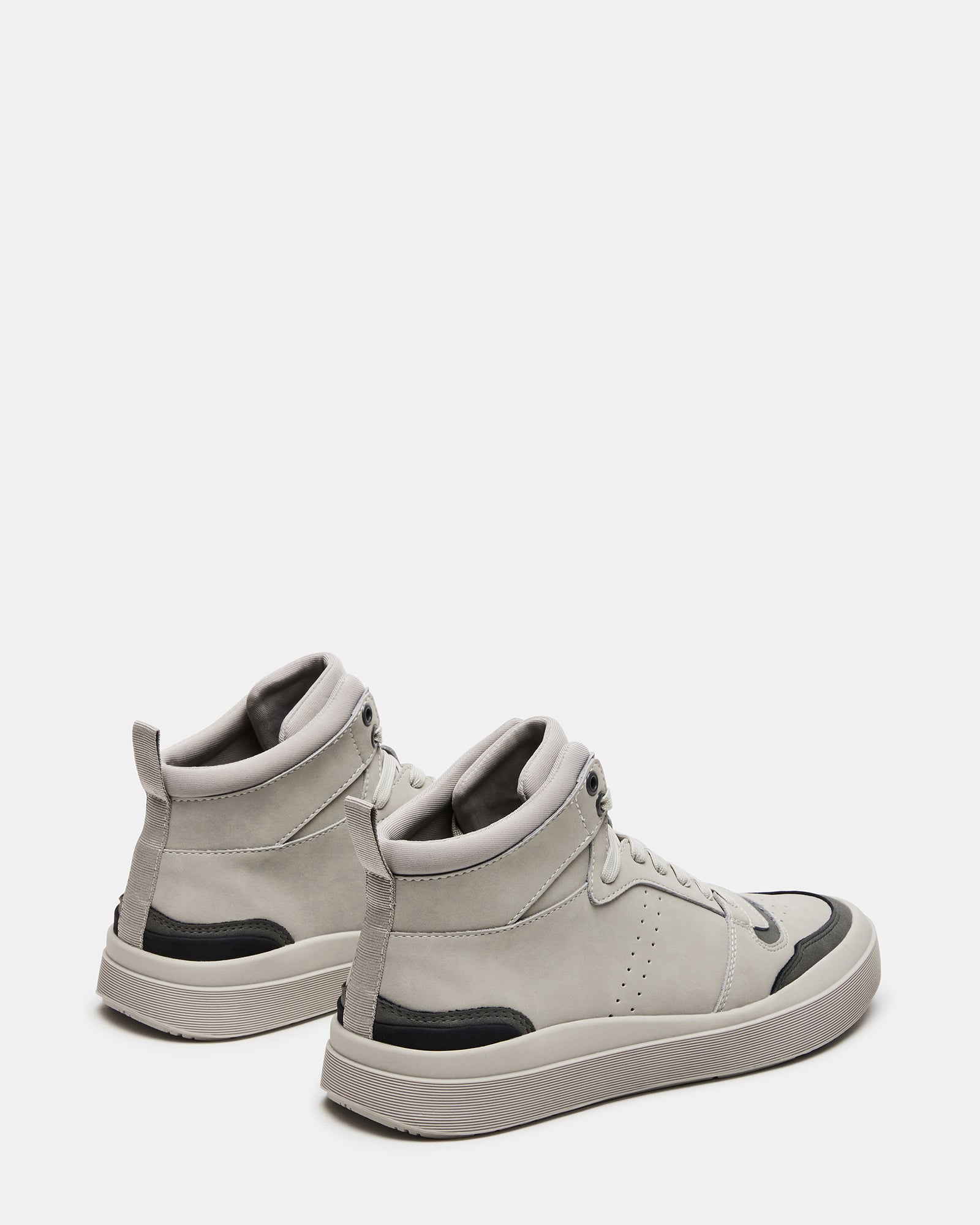 STEVEMADDEN_MENS_DERICK_LIGHT-GREY_02.jpg
