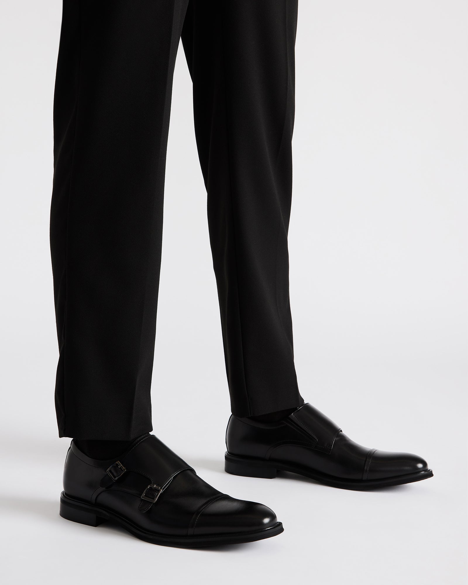 STEVEMADDEN_MENS_HARAN_BLACK-LEATHER_7210.jpg