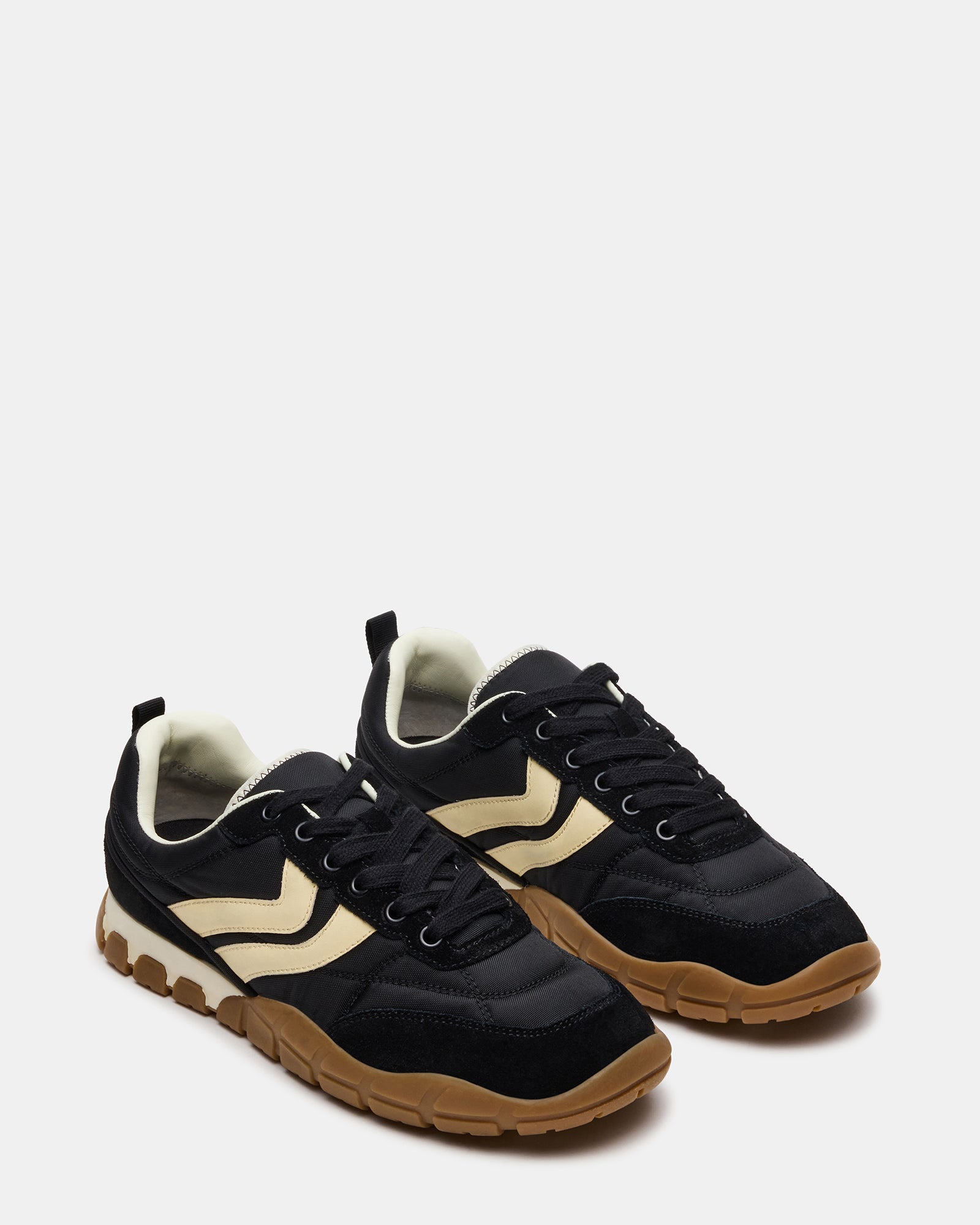 STEVEMADDEN_MENS_HORIZON_BLACK_02.jpg