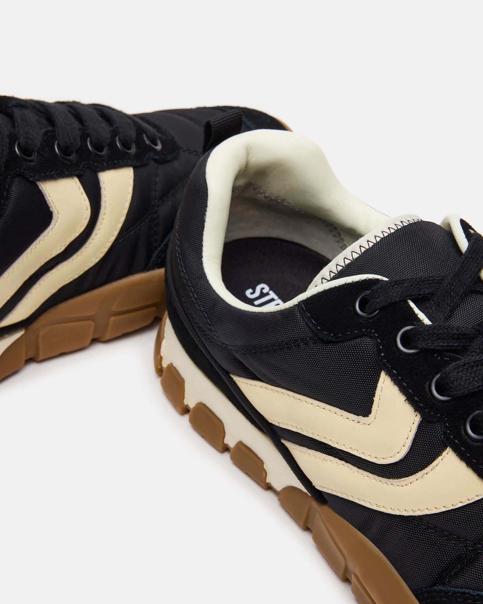 STEVEMADDEN_MENS_HORIZON_BLACK_05.jpg
