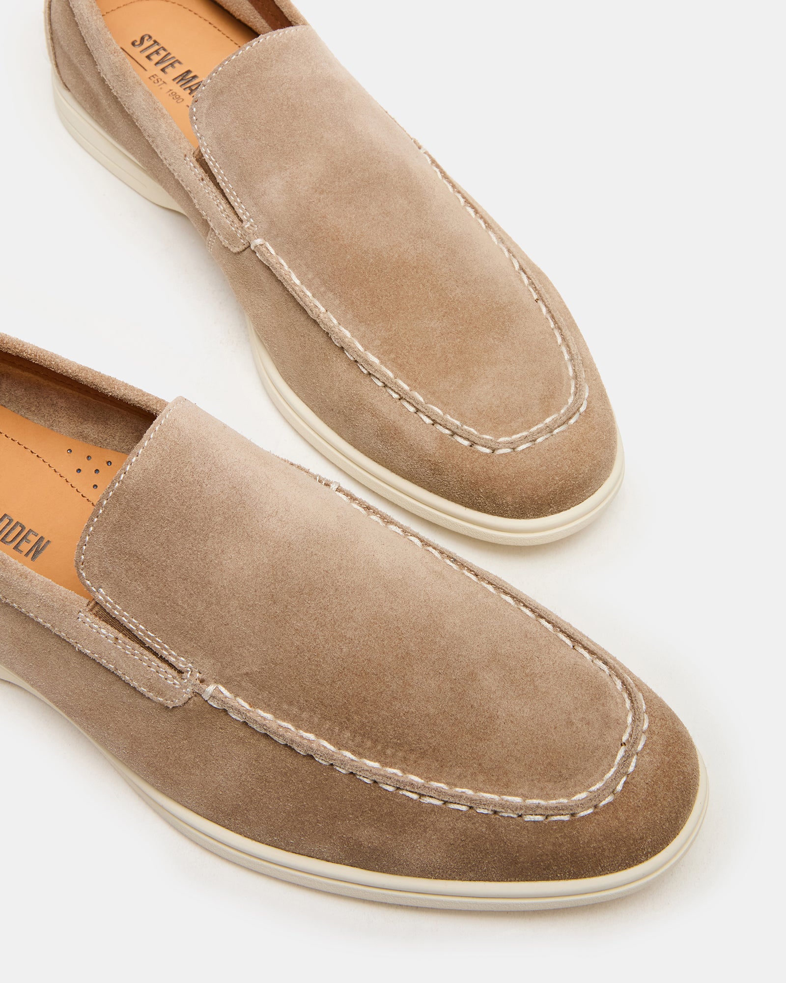 STEVEMADDEN_MENS_LINUX_SAND_05_e7668133-3950-4cd3-abfd-96580de322d8.jpg