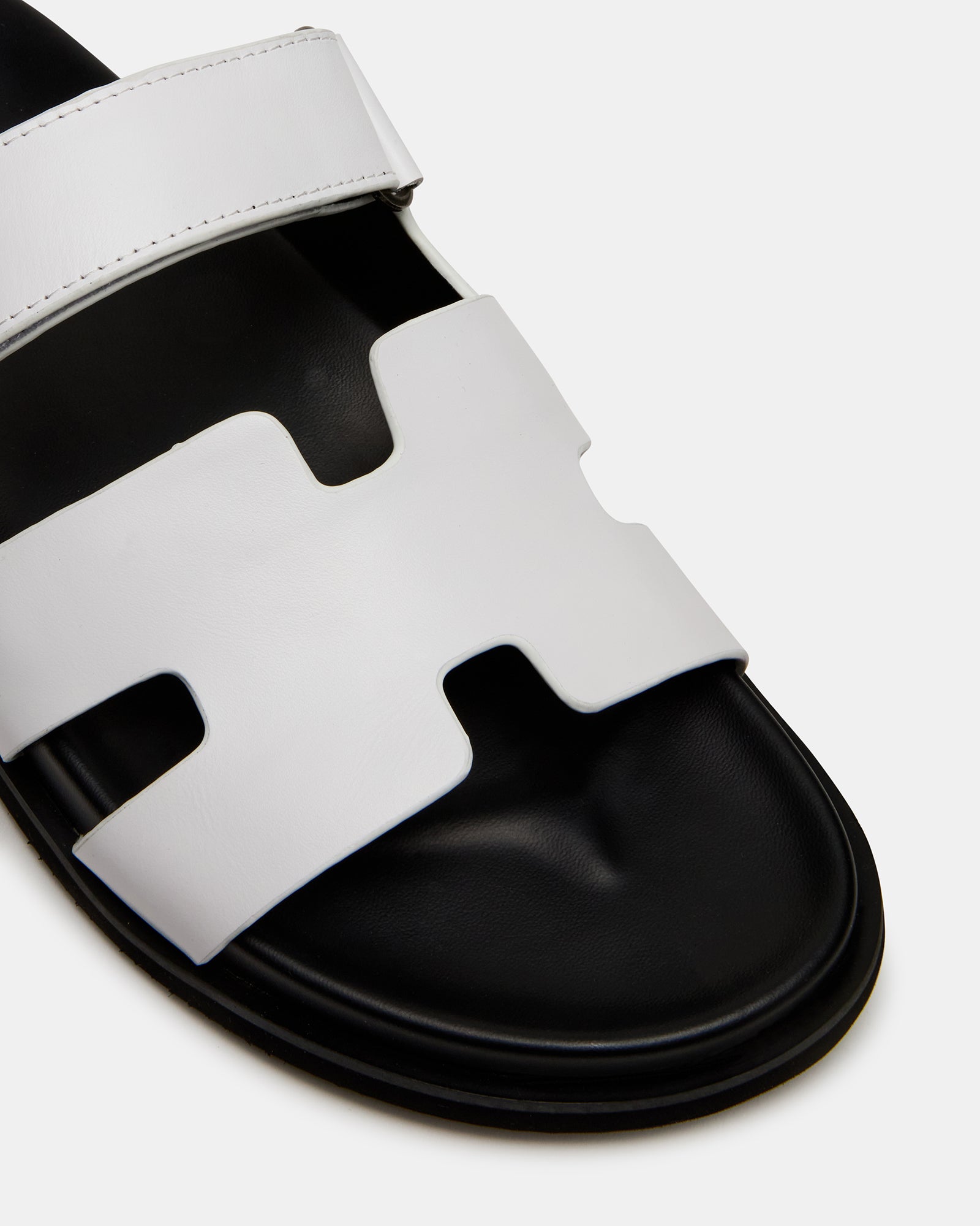 STEVEMADDEN_MENS_MAIVEN_WHITE_05.jpg